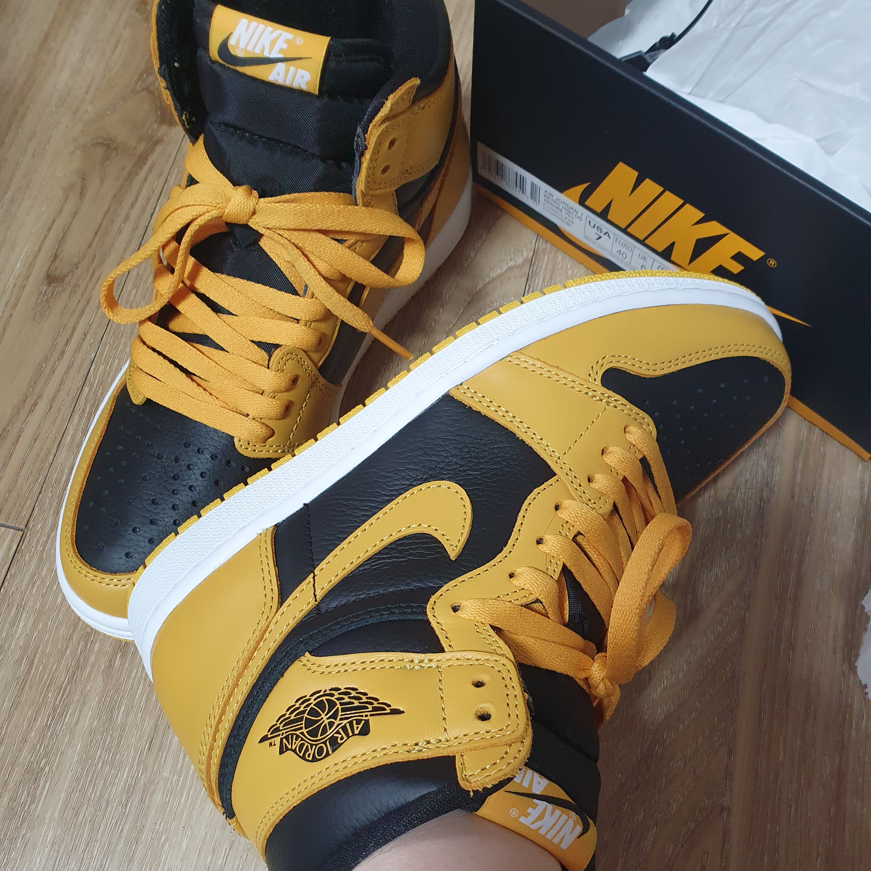 Jordan 1 Retro High OG Pollen 착용 스타일