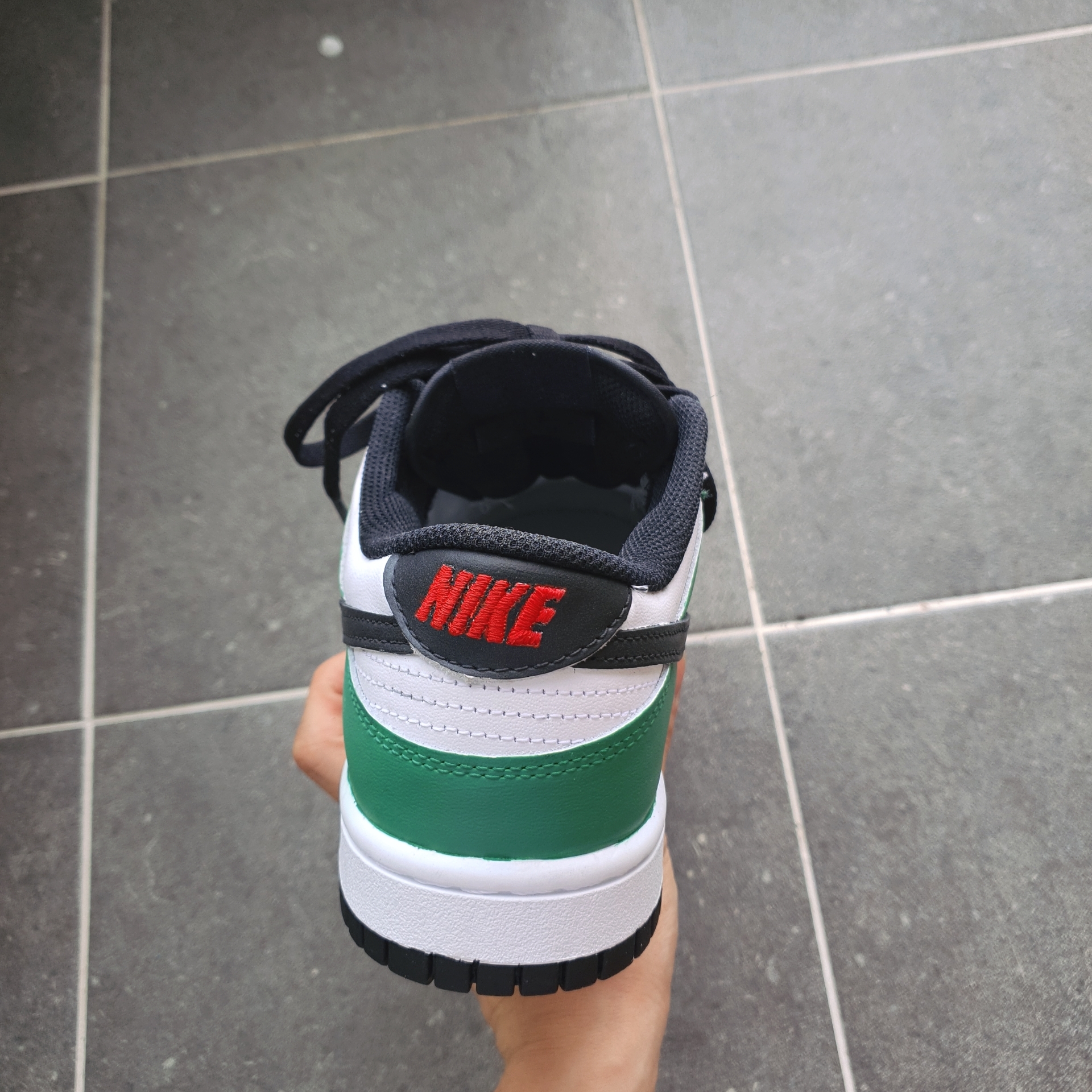 (W) Nike Dunk Low Triple White 착용 스타일 - 3