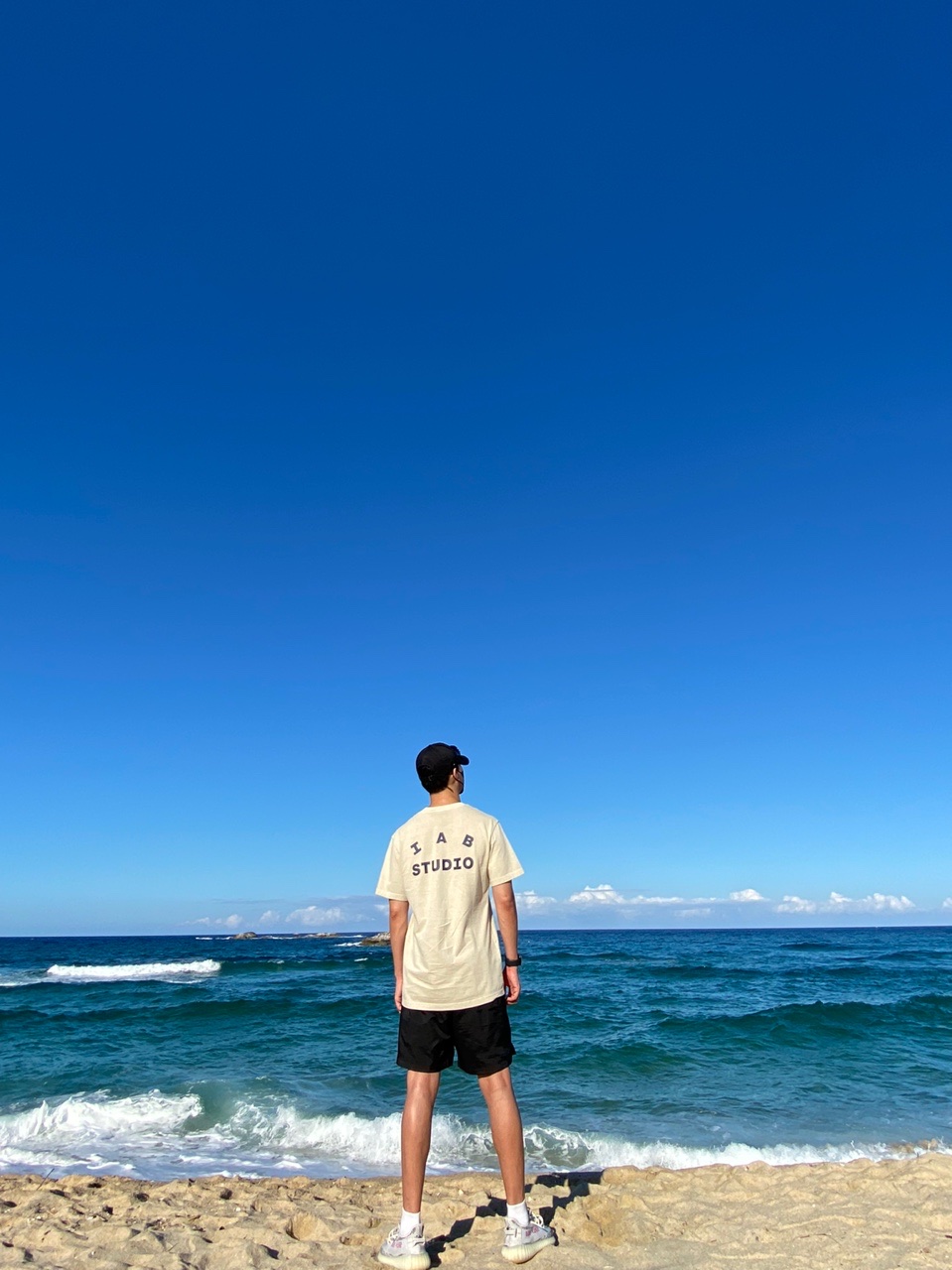 IAB Studio Pigment T-Shirt Oatmeal, Adidas Yeezy Boost 350 V2 Zebra 2017/2019/2020 착용 스타일