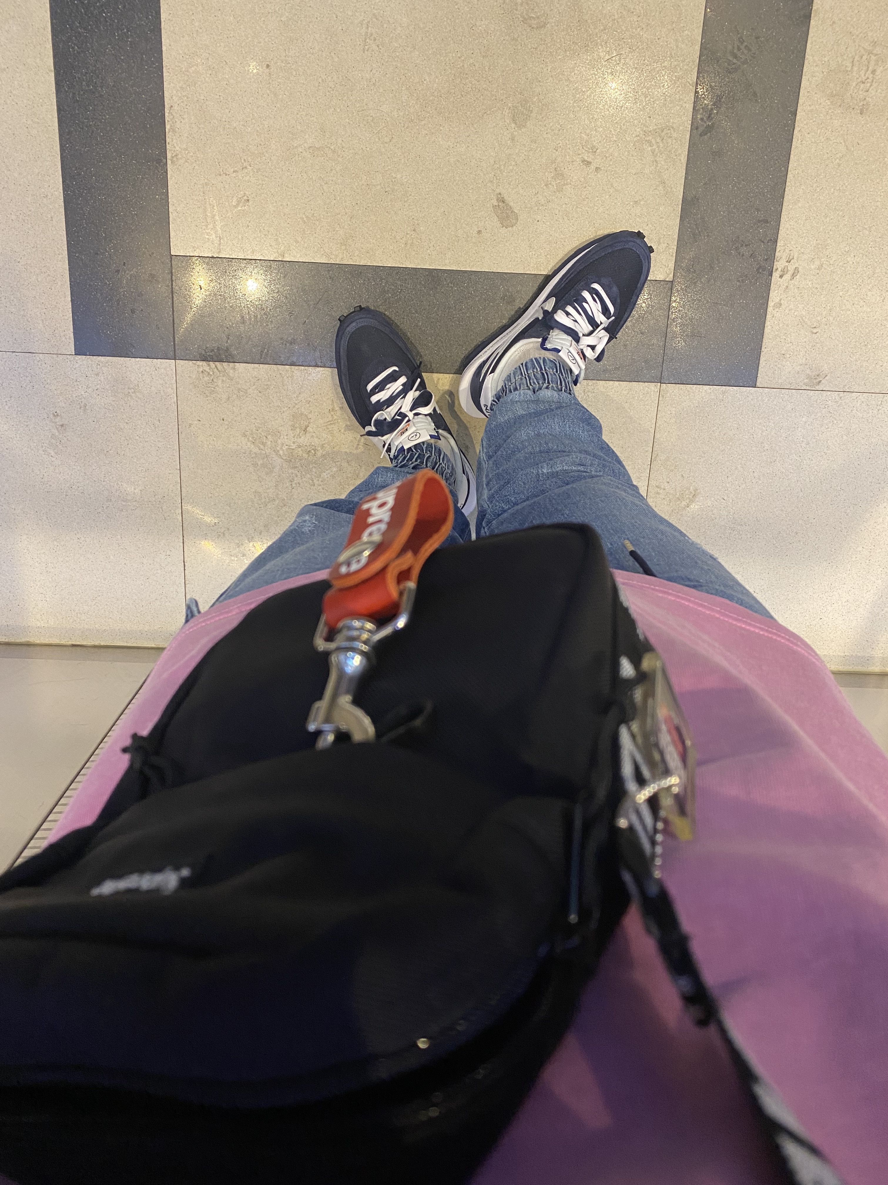 Nike x Sacai x Fragment LDWaffle Blackened Blue, Supreme Shoulder Bag Black - 18SS 착용 스타일