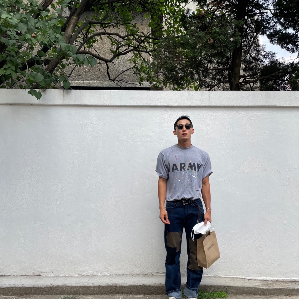Maison Margiela Replica Paint Drop Sneakers 착용 스타일 - 3