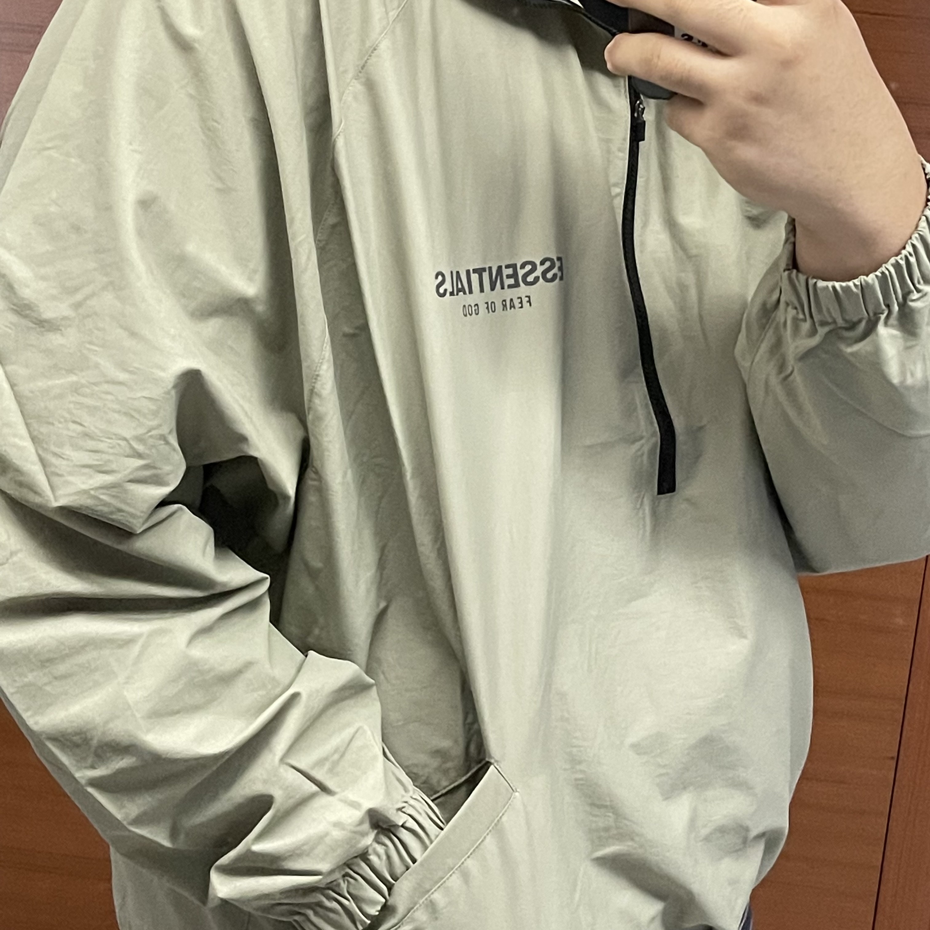 Essentials Half-Zip Track Jacket Pistachio - 21FW 착용 스타일