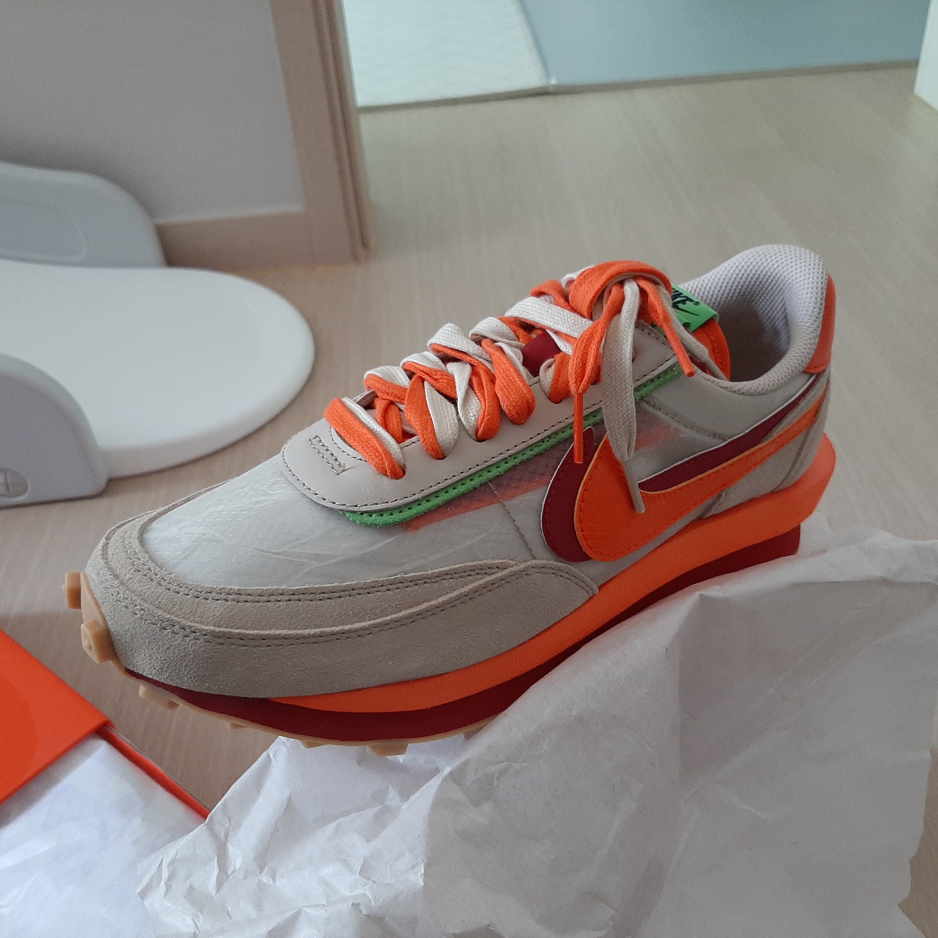 Nike x Sacai x Clot LDWaffle Orange Blaze 착용 스타일 - 1