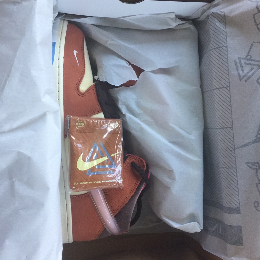 Nike x Social Status Dunk Mid Free Lunch Chocolate Milk 착용 스타일 - 2