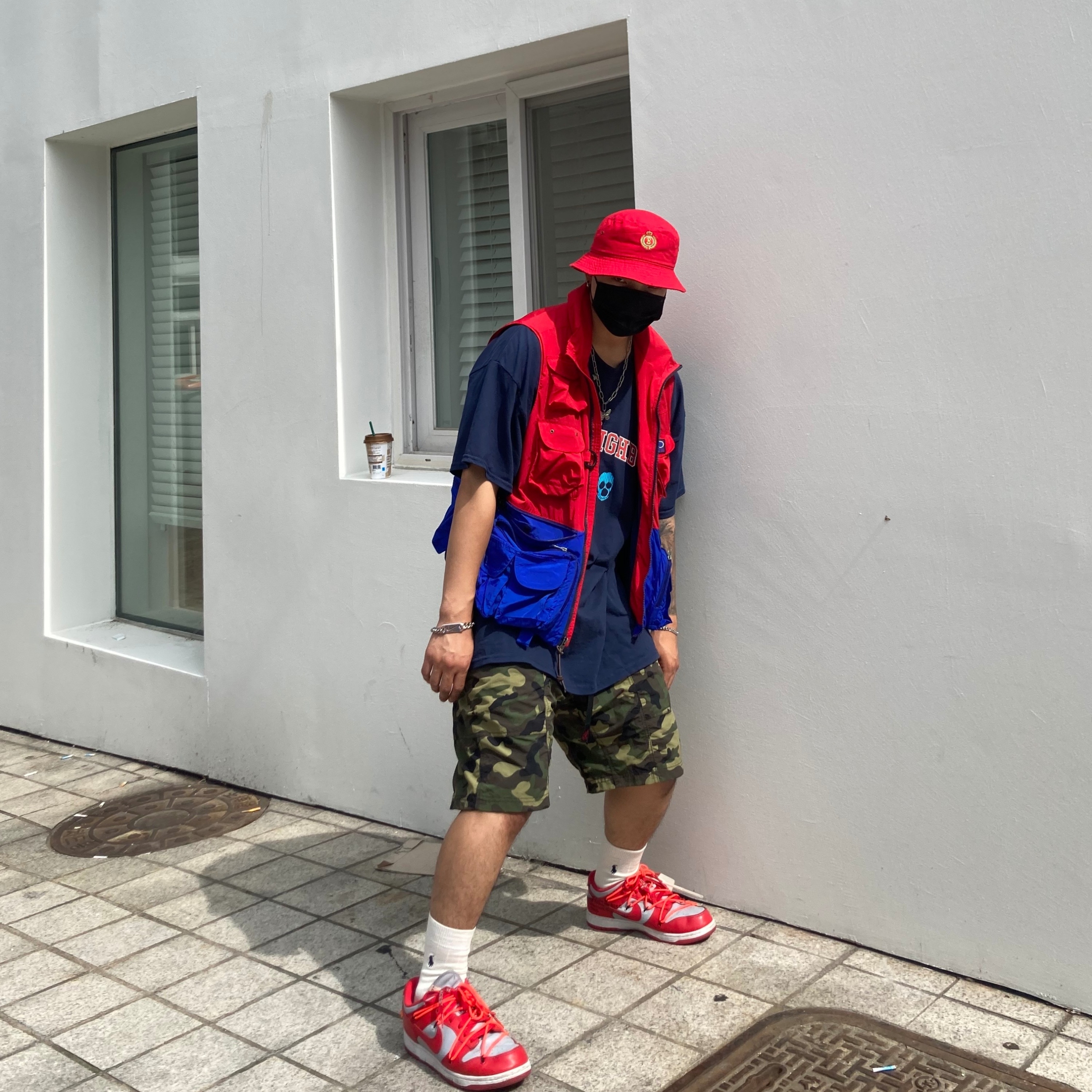 Nike x Off-White Dunk Low University Red 착용 스타일 - 2