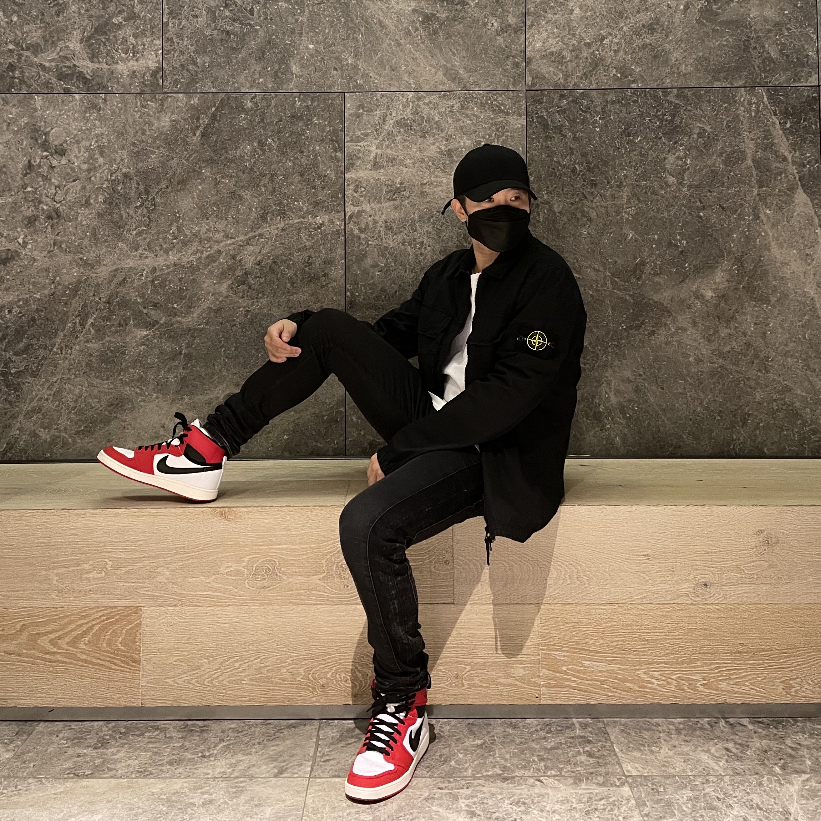 Jordan 1 KO Chicago 2021, Stone Island 113WN T.CO+OLD Overshirt Black - 21FW 착용 스타일 - 2
