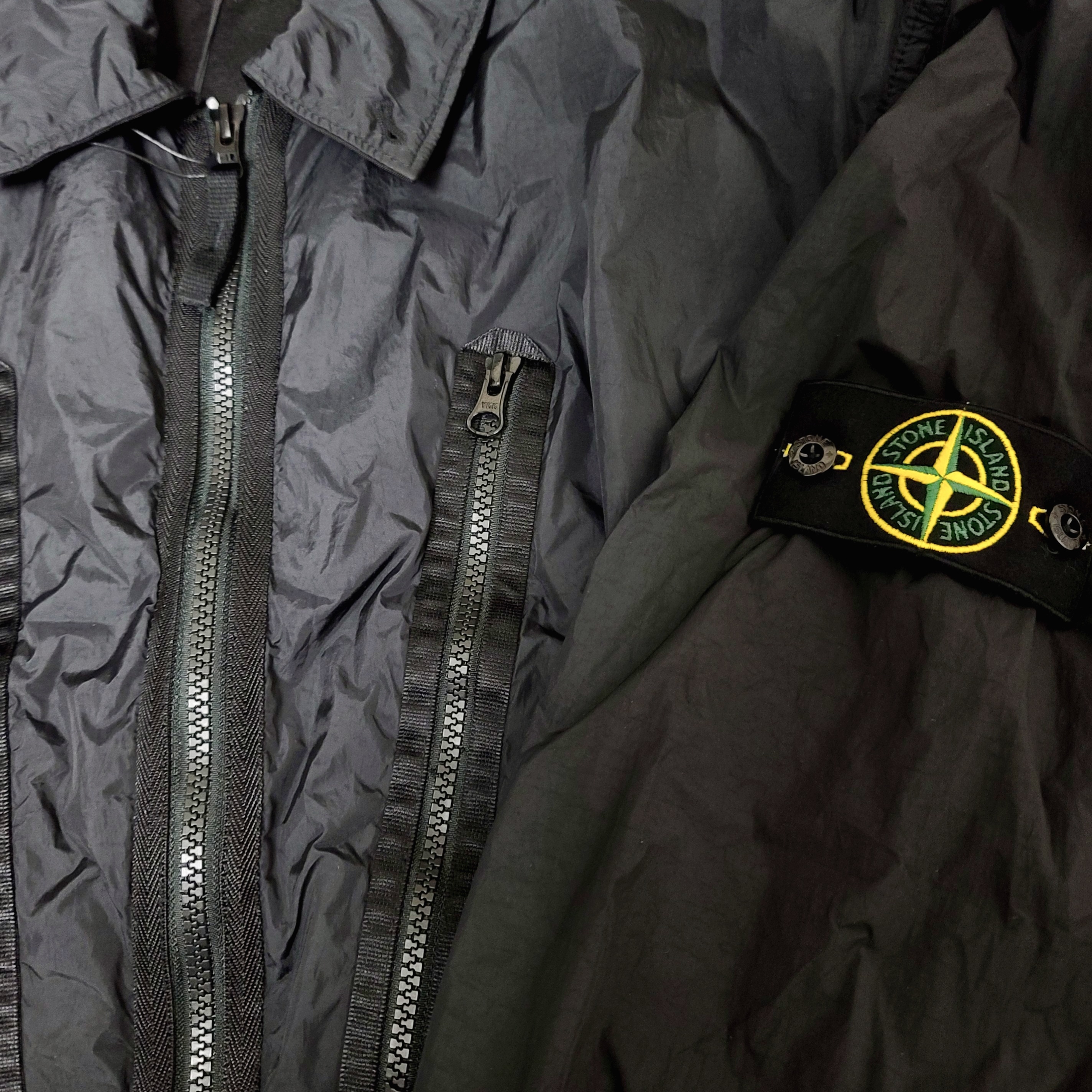 Stone Island 10523 Garment Dyed Crinkle Reps Overshirt Black - 21FW 착용 스타일