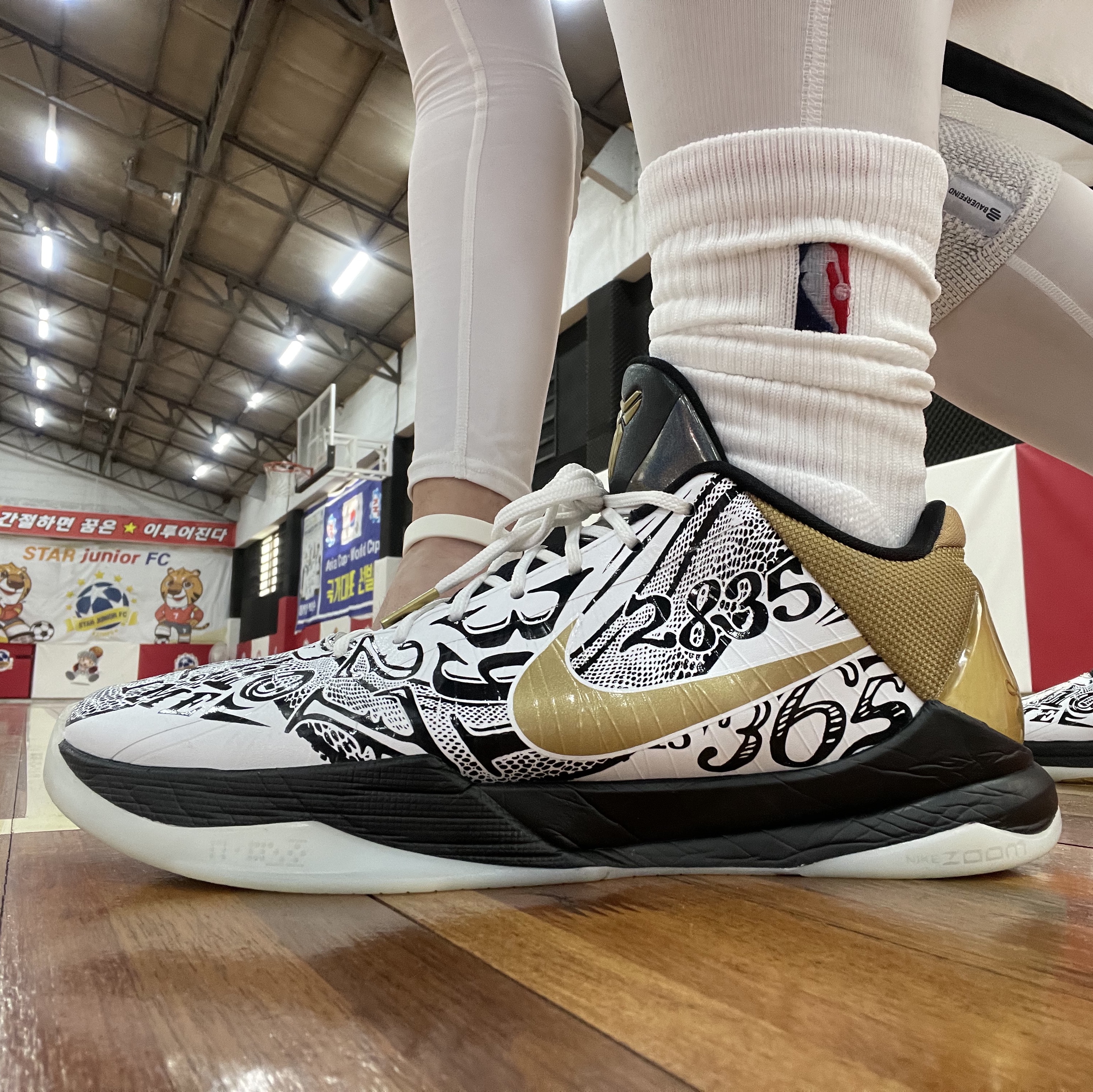Nike Kobe 5 Protro Big Stage 착용 스타일