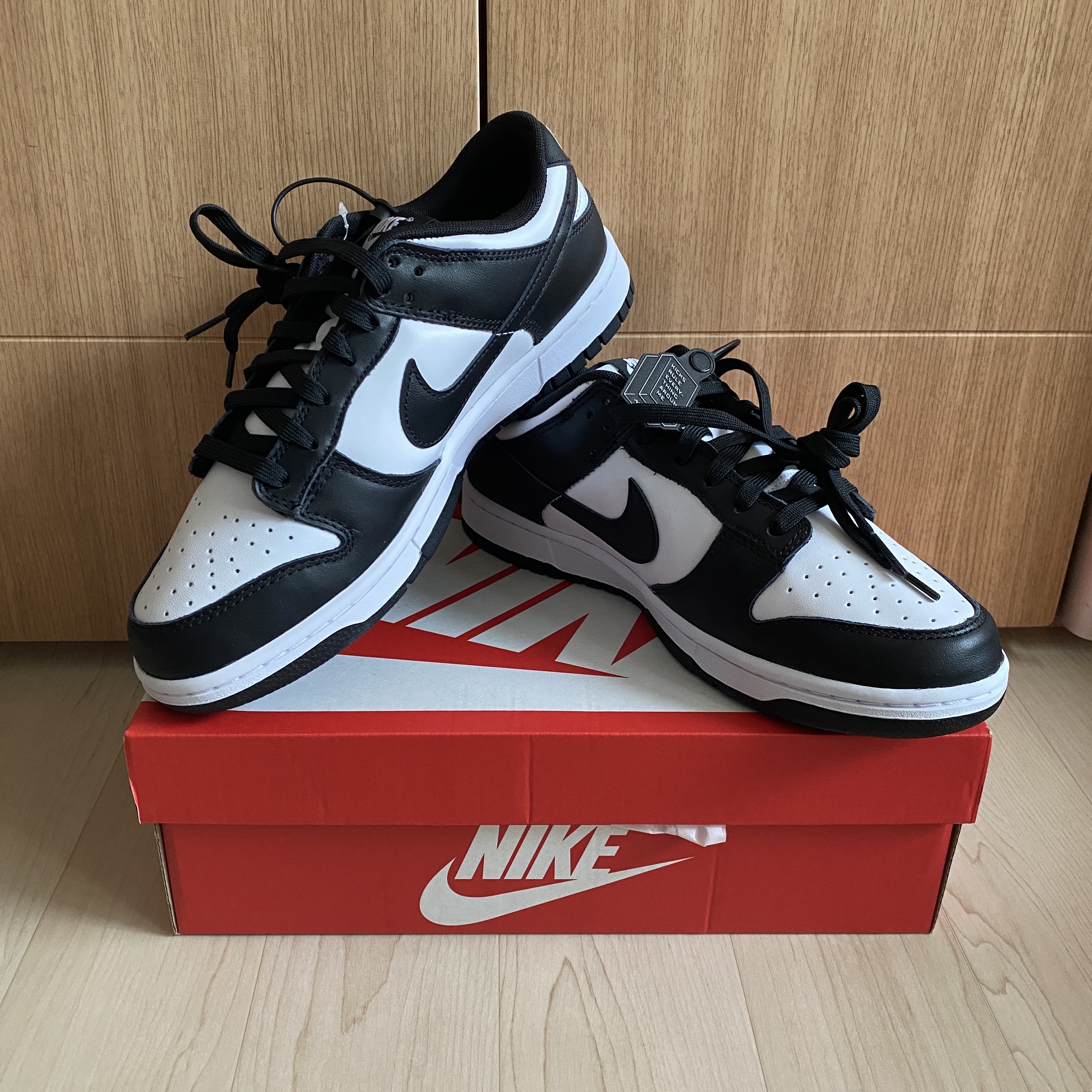 Nike Dunk Low Retro Black 착용 스타일 - 1