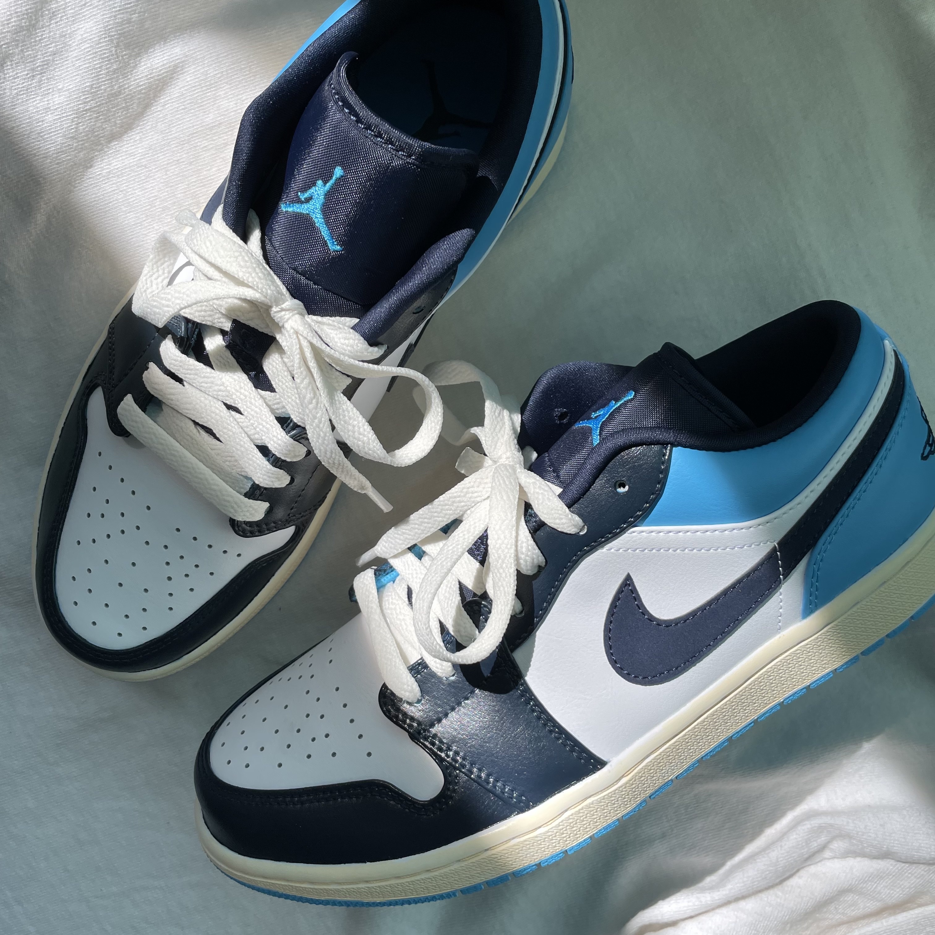 Jordan 1 Low Dark Powder Blue, (GS) Jordan 1 Low Dark Powder Blue 착용 스타일 - 3