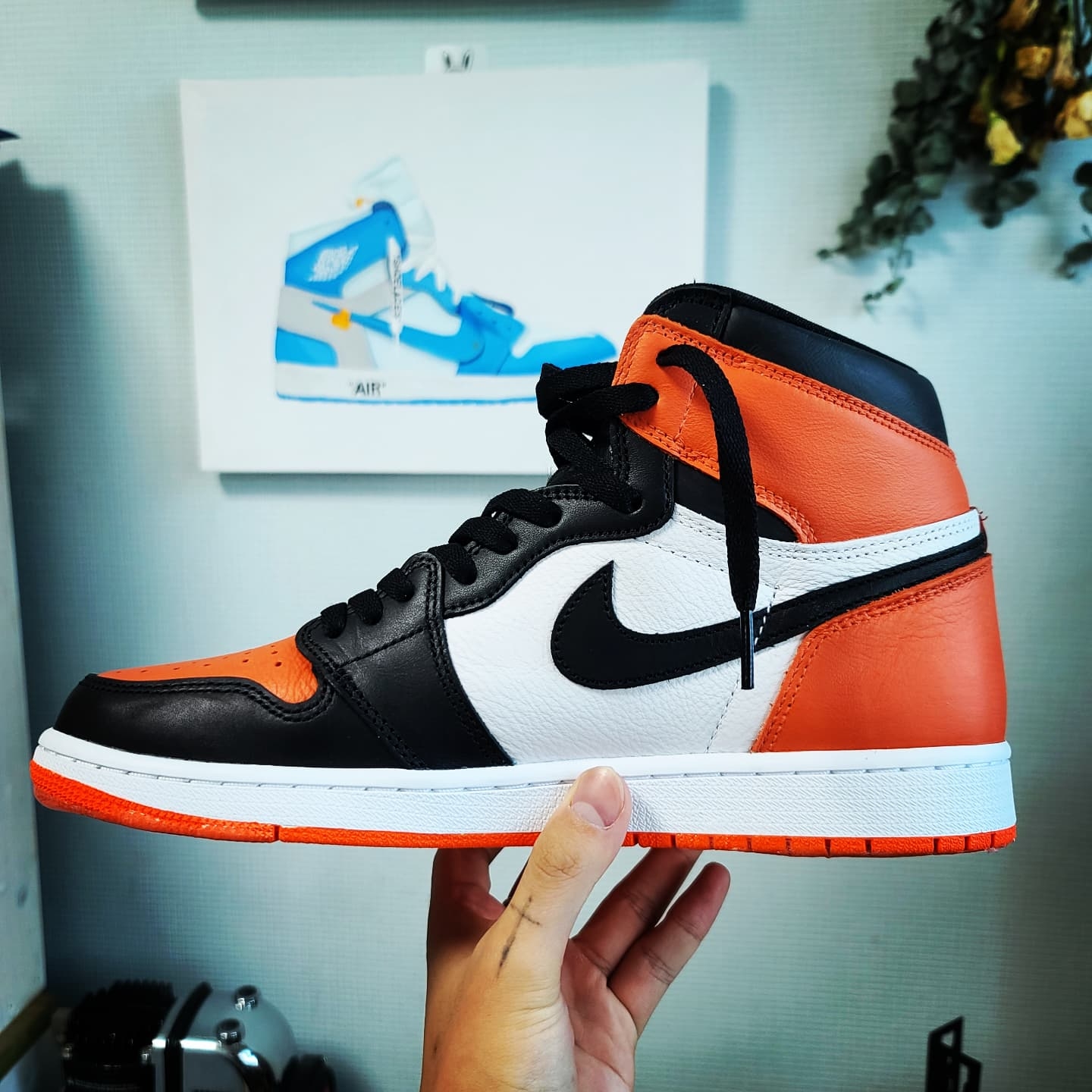 Jordan 1 Retro High OG Electro Orange, Jordan 1 Retro Shattered Backboard 착용 스타일 - 4