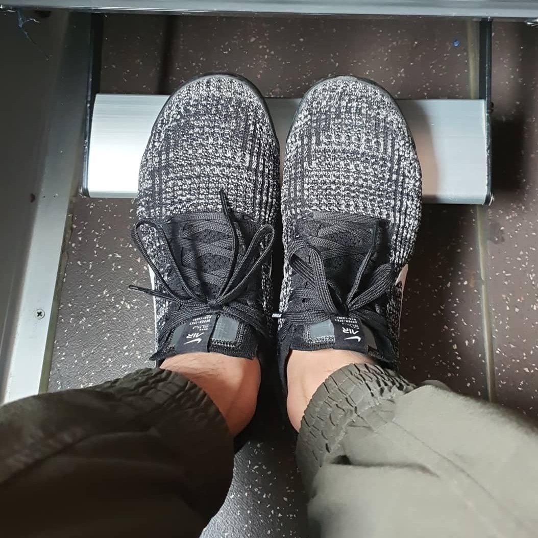 Nike Air VaporMax Flyknit 3 Oreo 착용 스타일