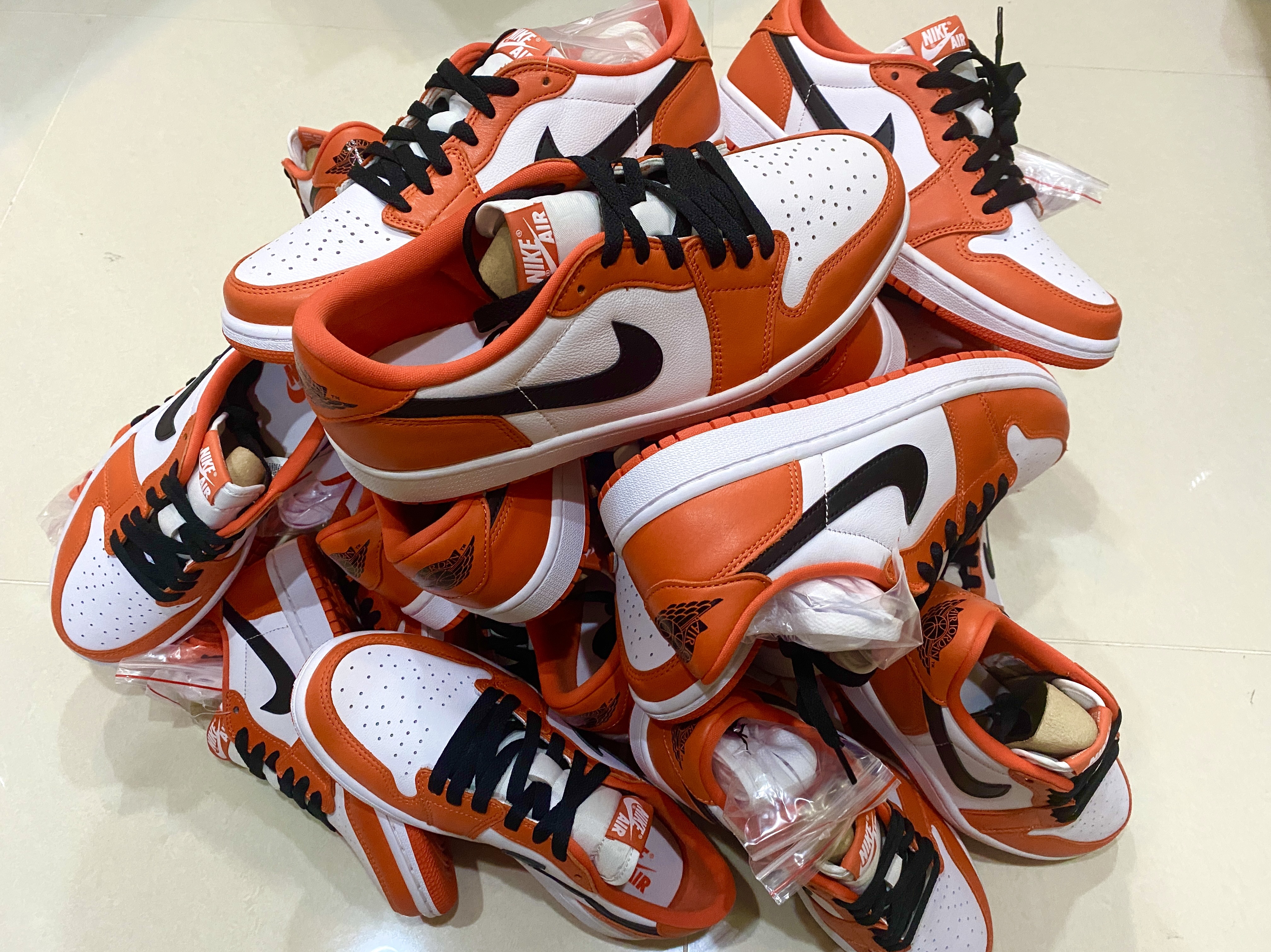 (W) Jordan 1 Low OG Starfish, Jordan 1 Low OG Starfish 착용 스타일