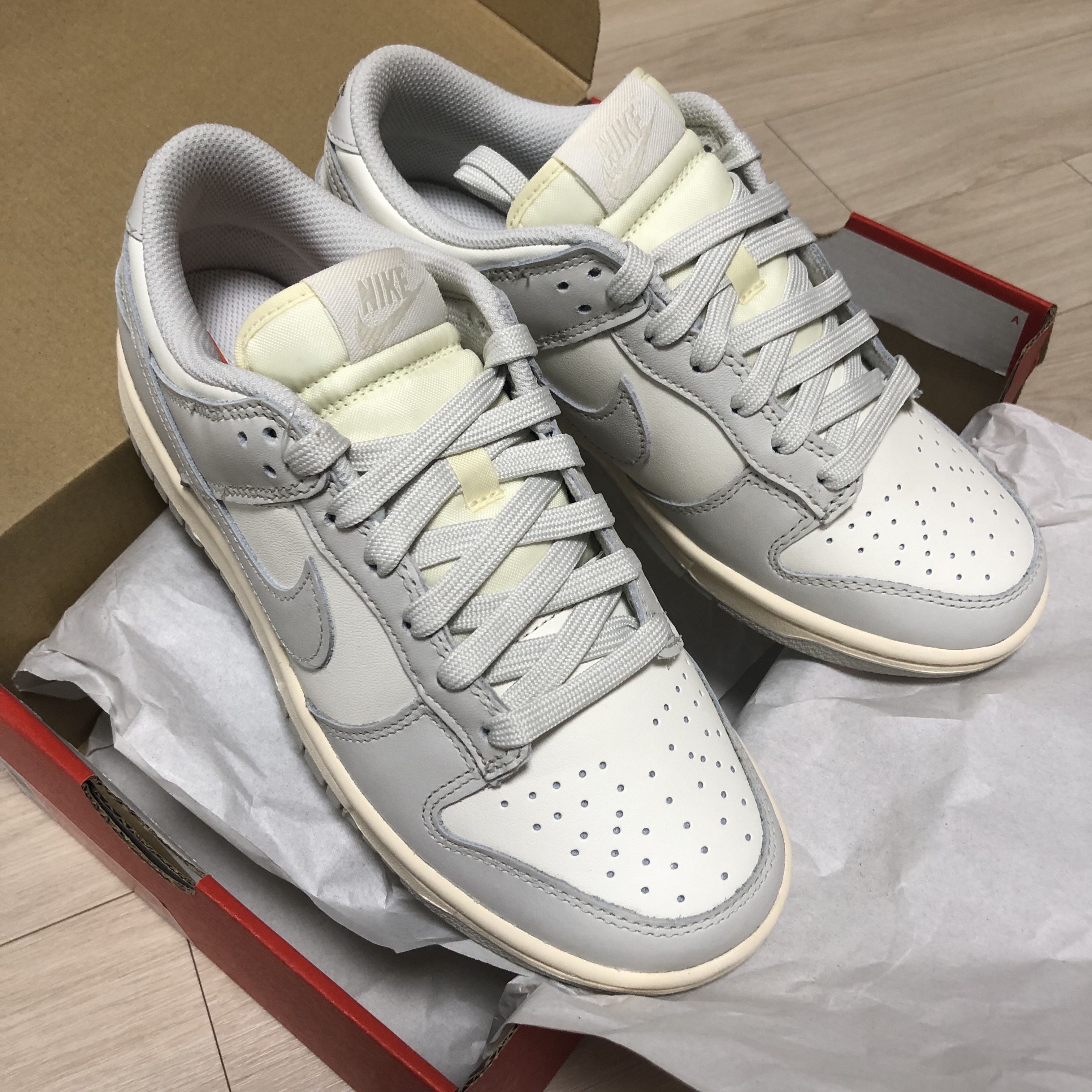 (W) Nike Dunk Low Light Bone 착용 스타일