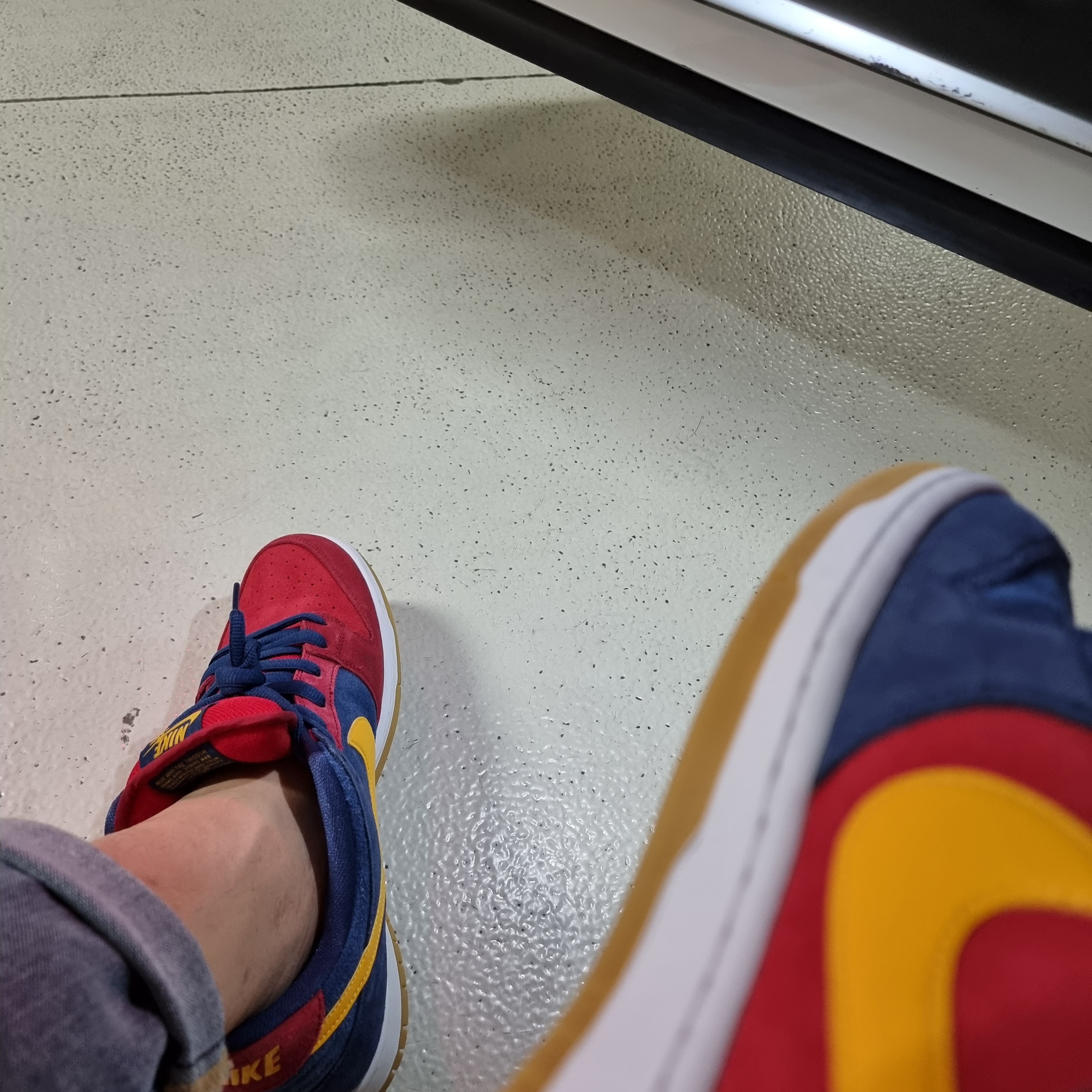 Nike SB Dunk Low Pro Premium Barcelona 착용 스타일 - 3