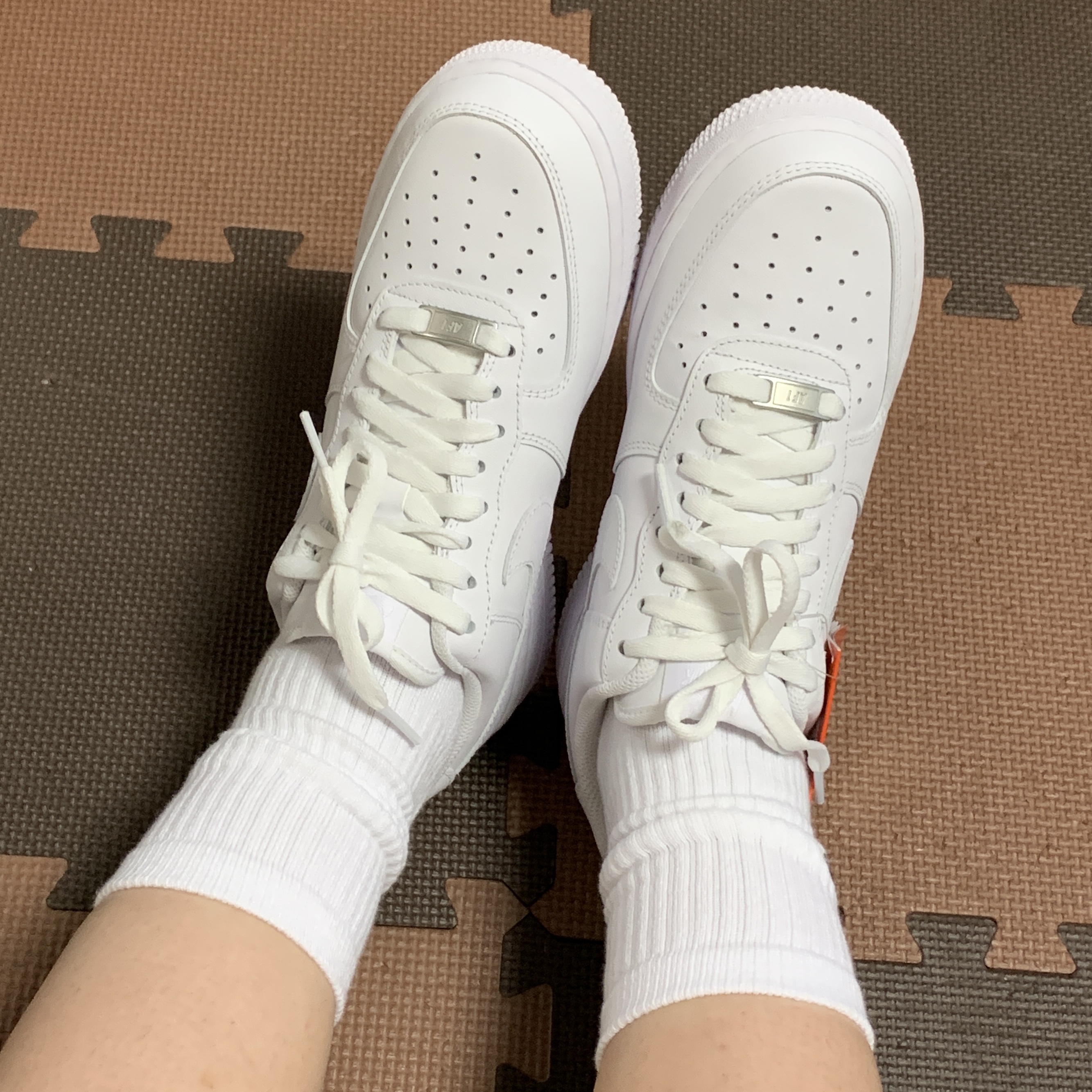 Nike Air Force 1 '07 Low White 착용 스타일