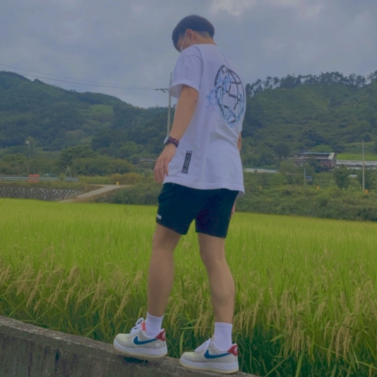 Nike x Undefeated Air Force 1 Low SP 5 On It 착용 스타일 - 2