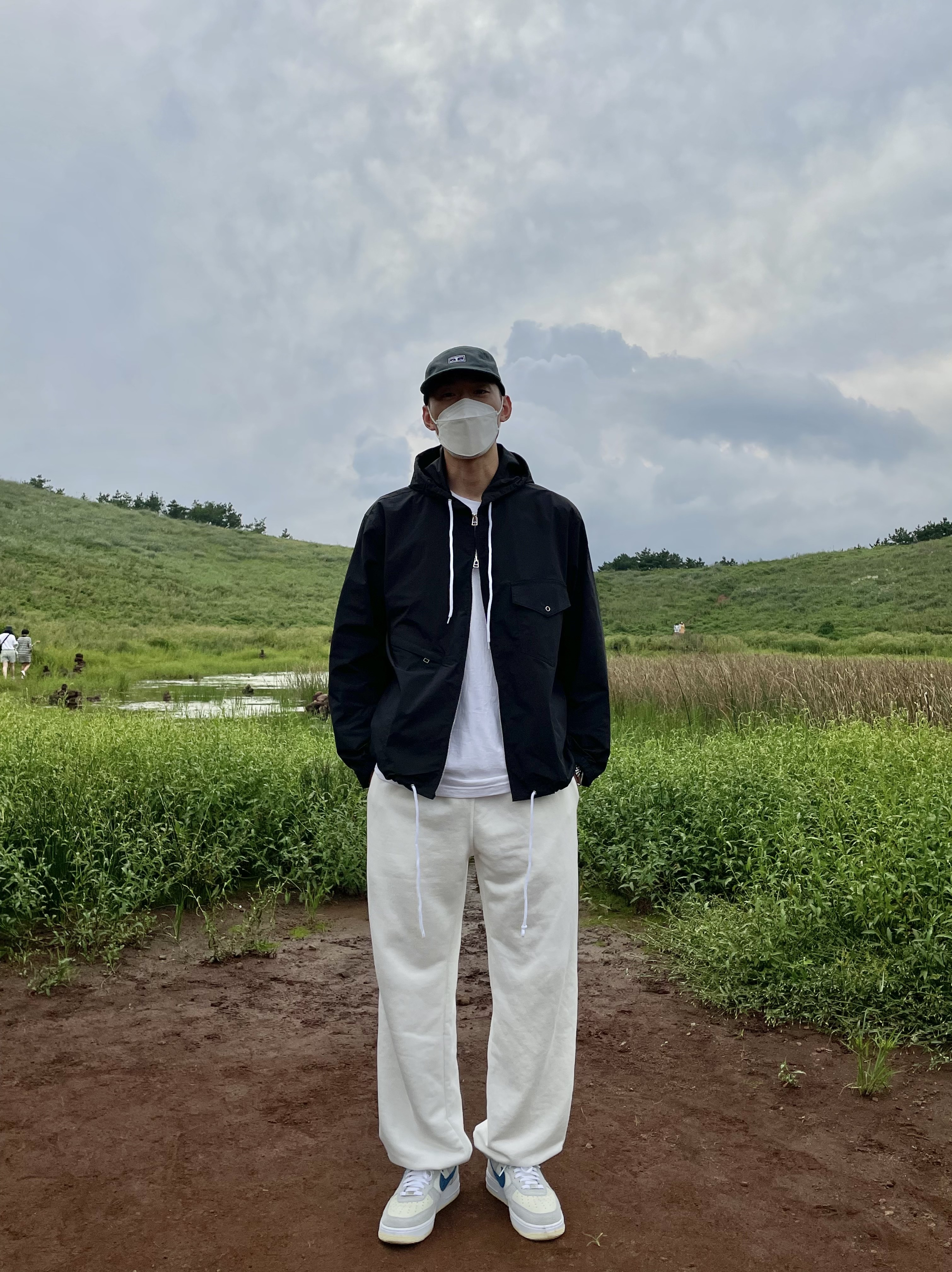 Nike x Undefeated Air Force 1 Low SP 5 On It 착용 스타일 - 2