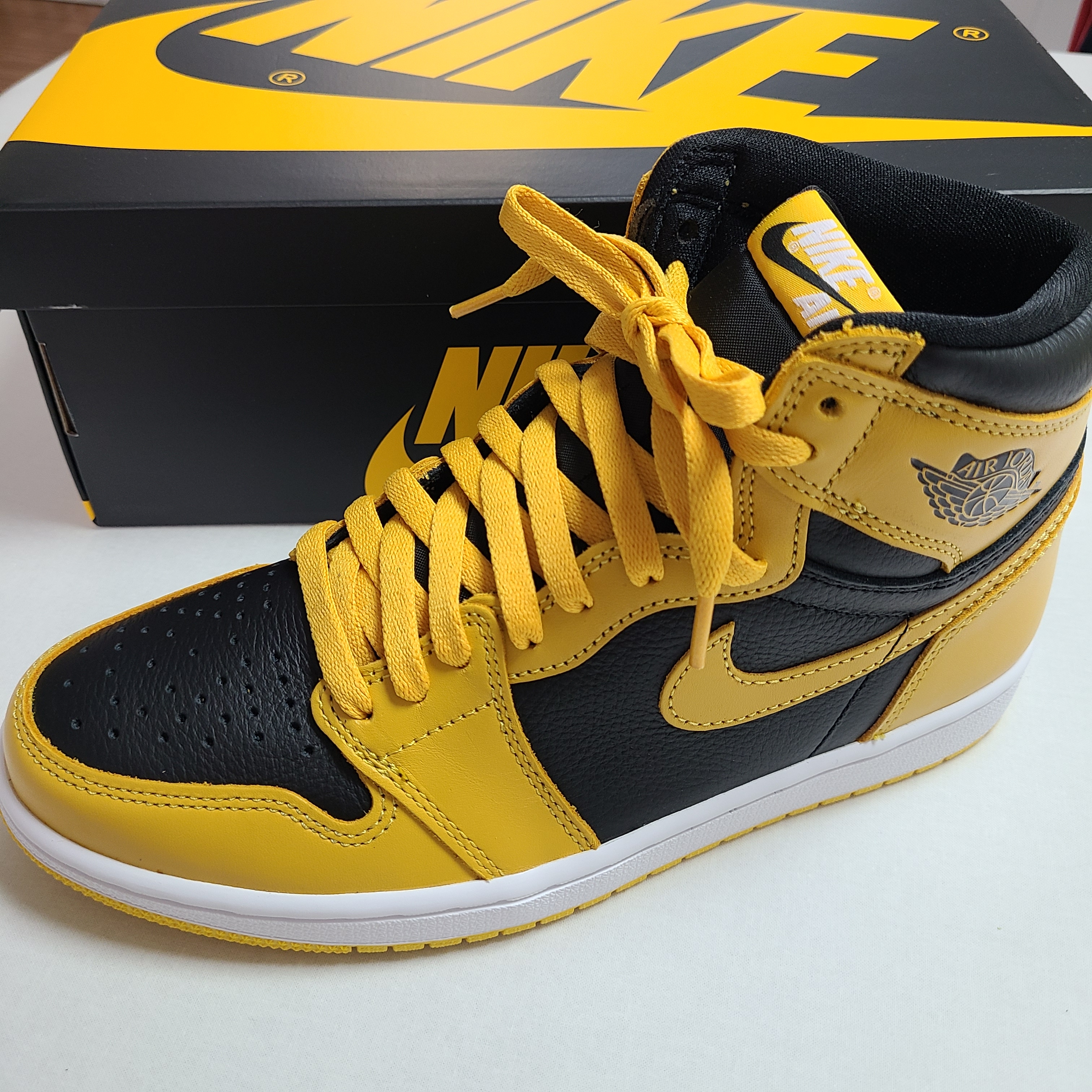 Jordan 1 Retro High OG Pollen 착용 스타일