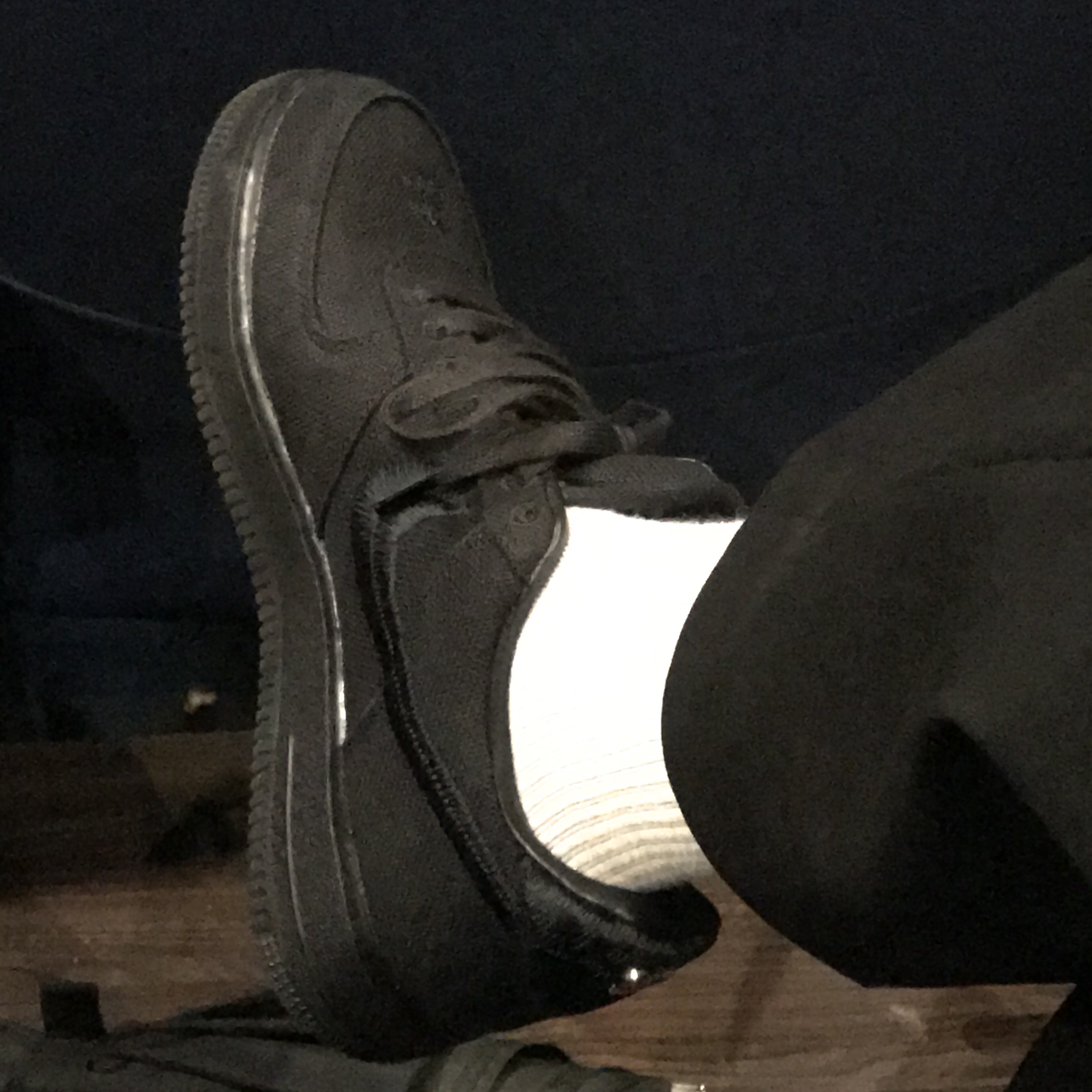 Nike x Stussy Air Force 1 Low Triple Black 착용 스타일