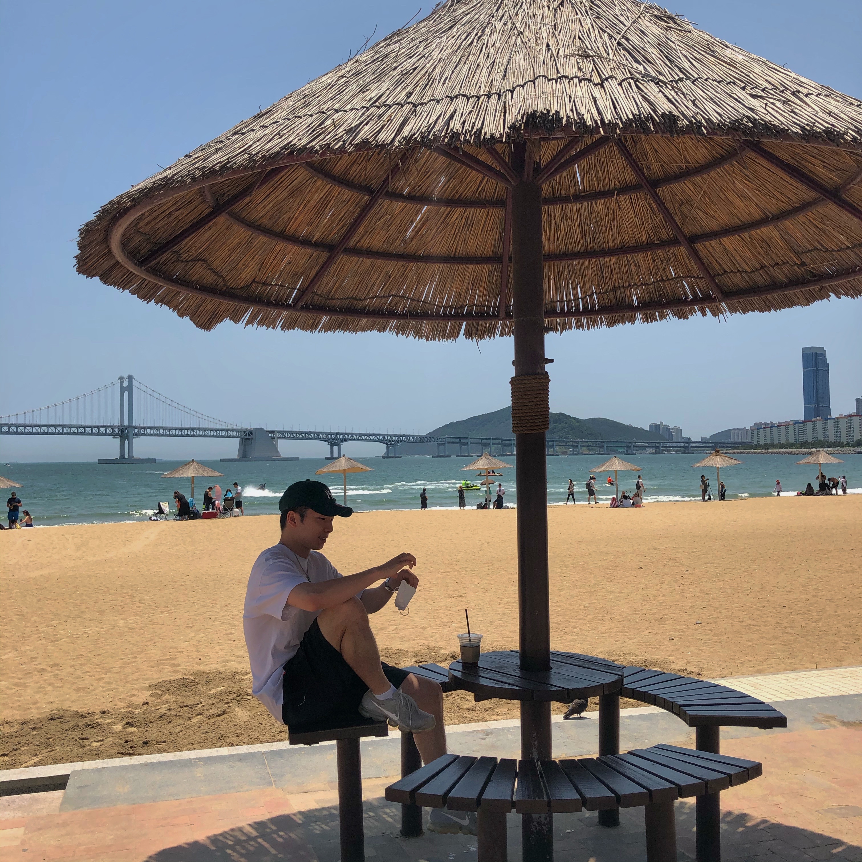 Nike Air VaporMax Pure Platinum 착용 스타일 - 2