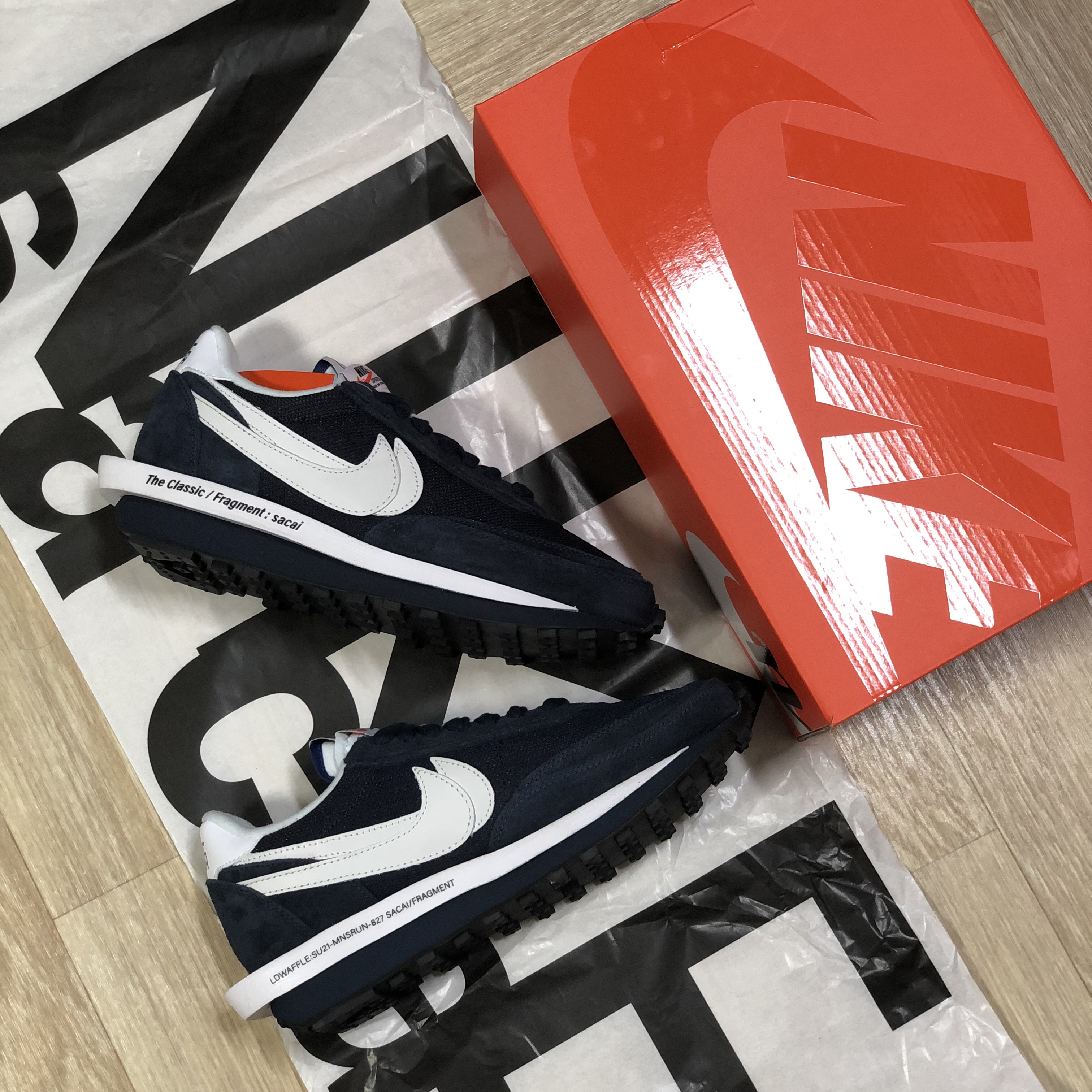Nike x Sacai x Fragment LDWaffle Blackened Blue 착용 스타일 - 2