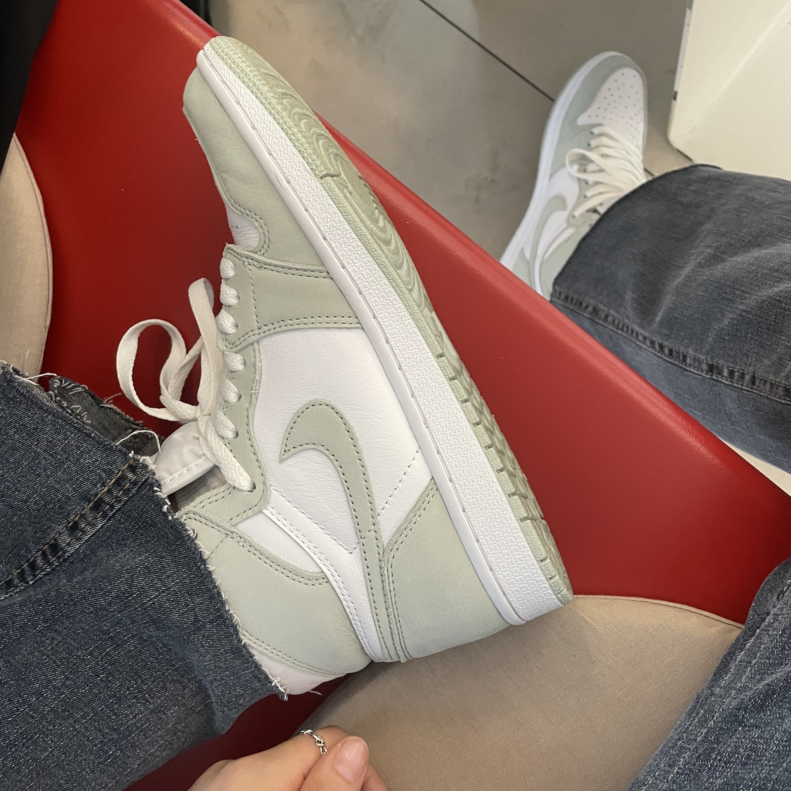 (W) Jordan 1 Retro High OG Seafoam 착용 스타일 - 1