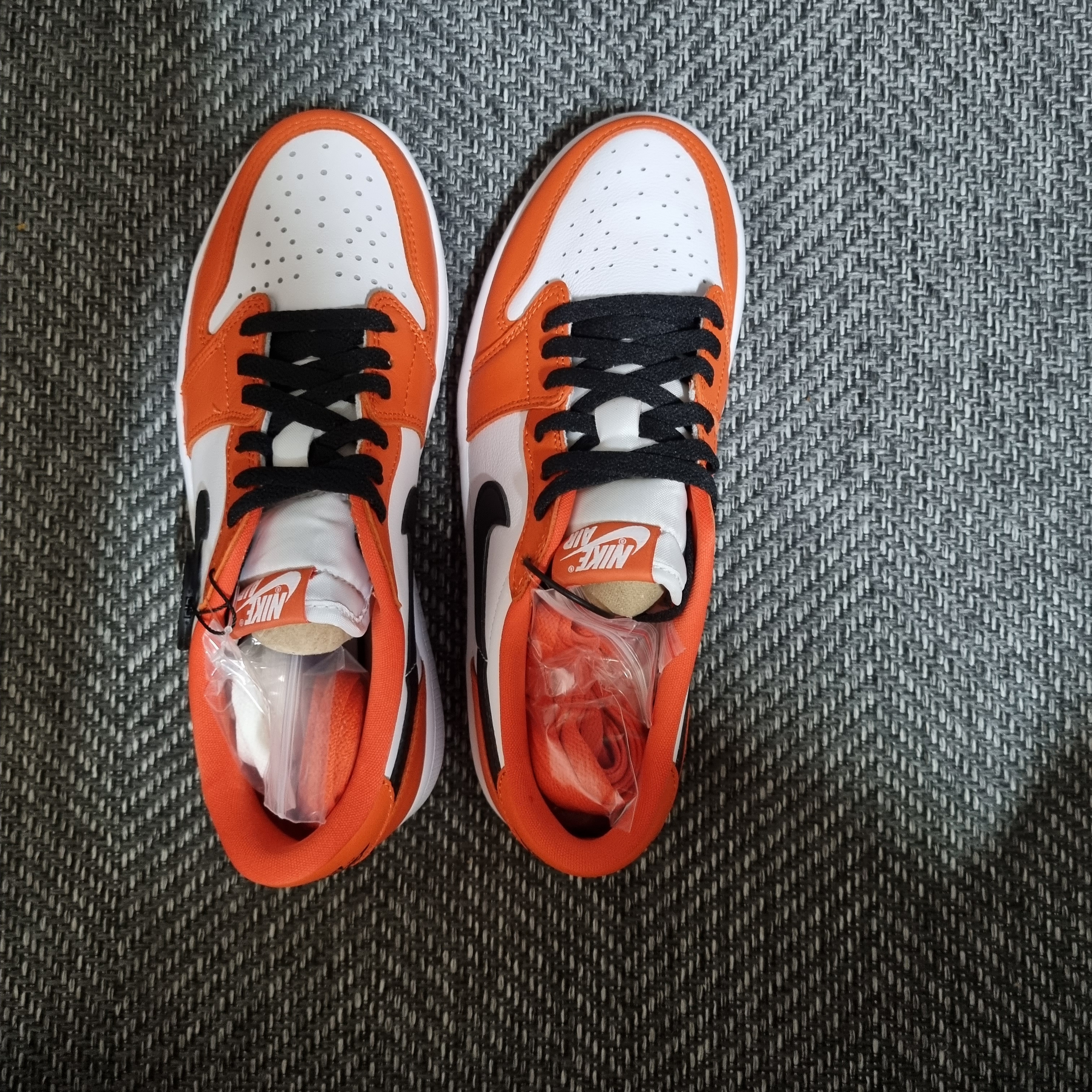 Jordan 1 Low OG Starfish, (W) Jordan 1 Low OG Starfish 착용 스타일 - 3