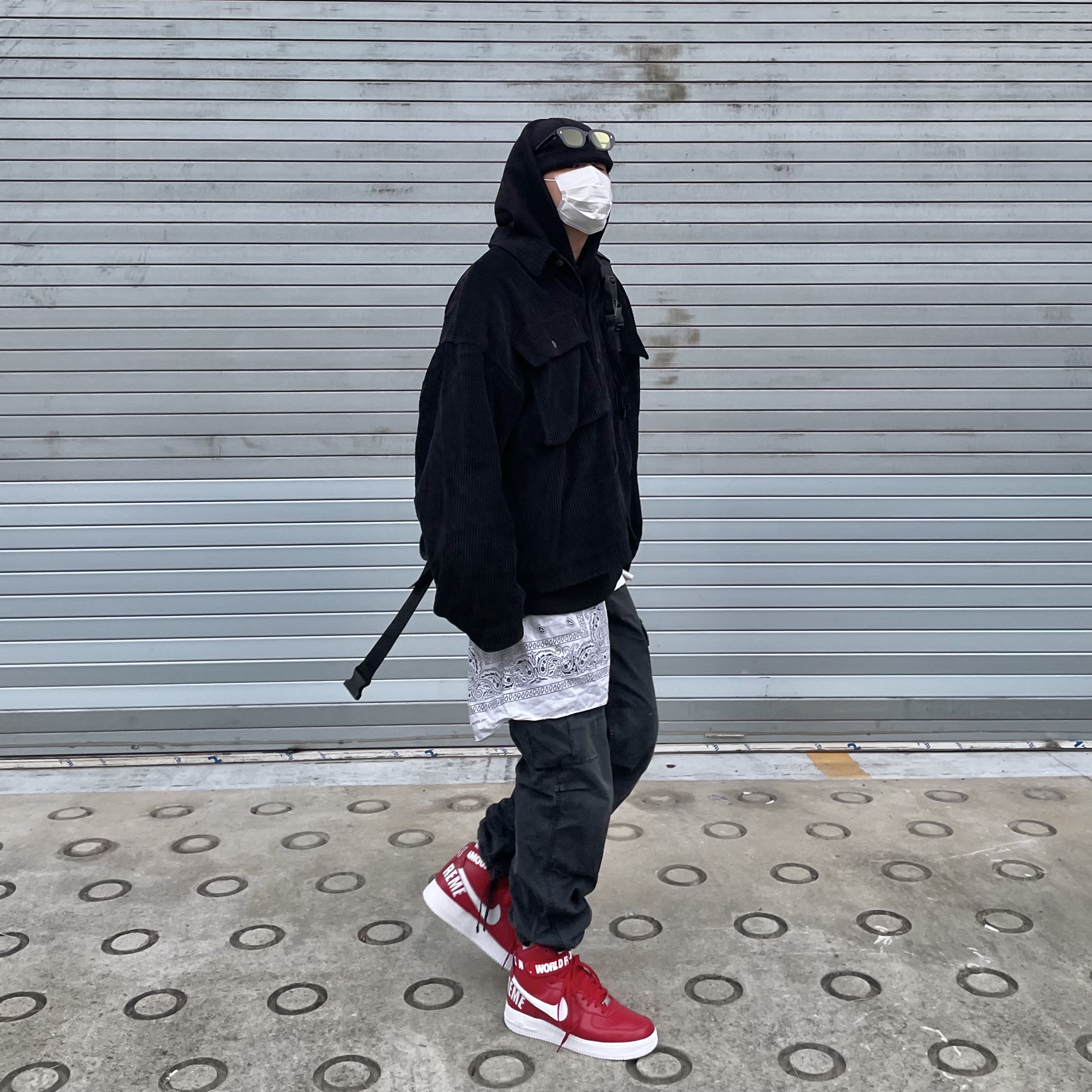 Nike x Supreme Air Force 1 High World Famous Red 착용 스타일 - 1