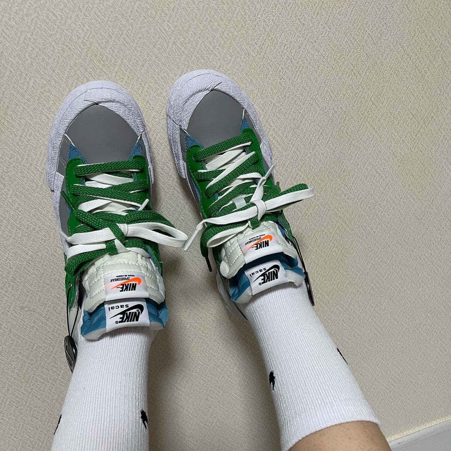 Nike x Sacai Blazer Low Classic Green 착용 스타일 - 3