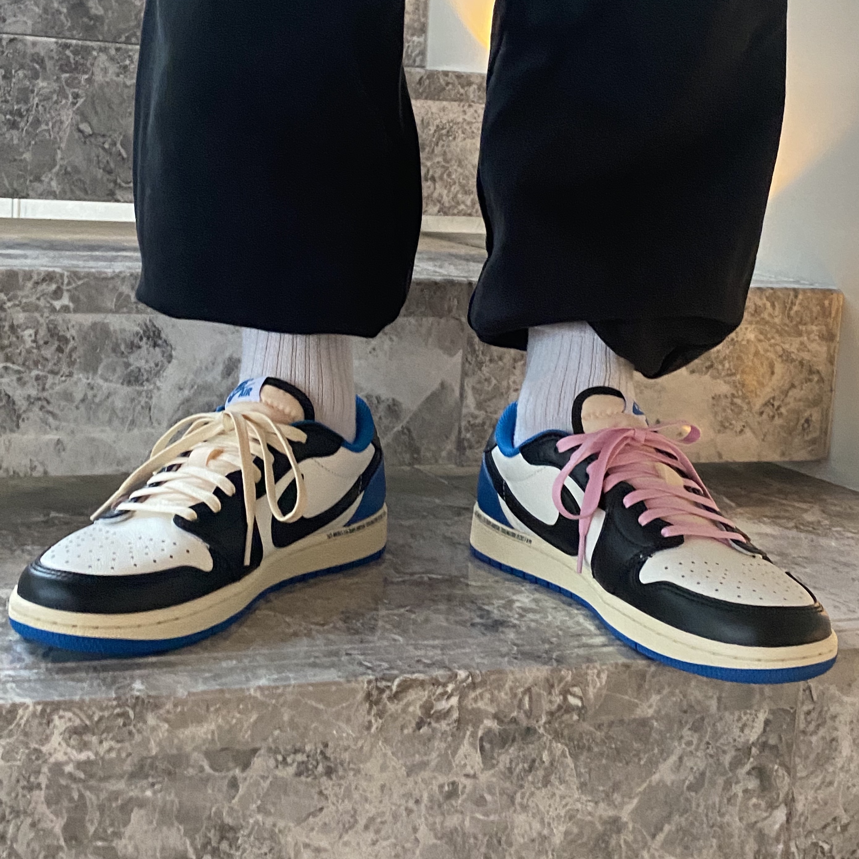 Jordan 1 x Travis Scott x Fragment Retro Low OG SP Military Blue 착용 스타일
