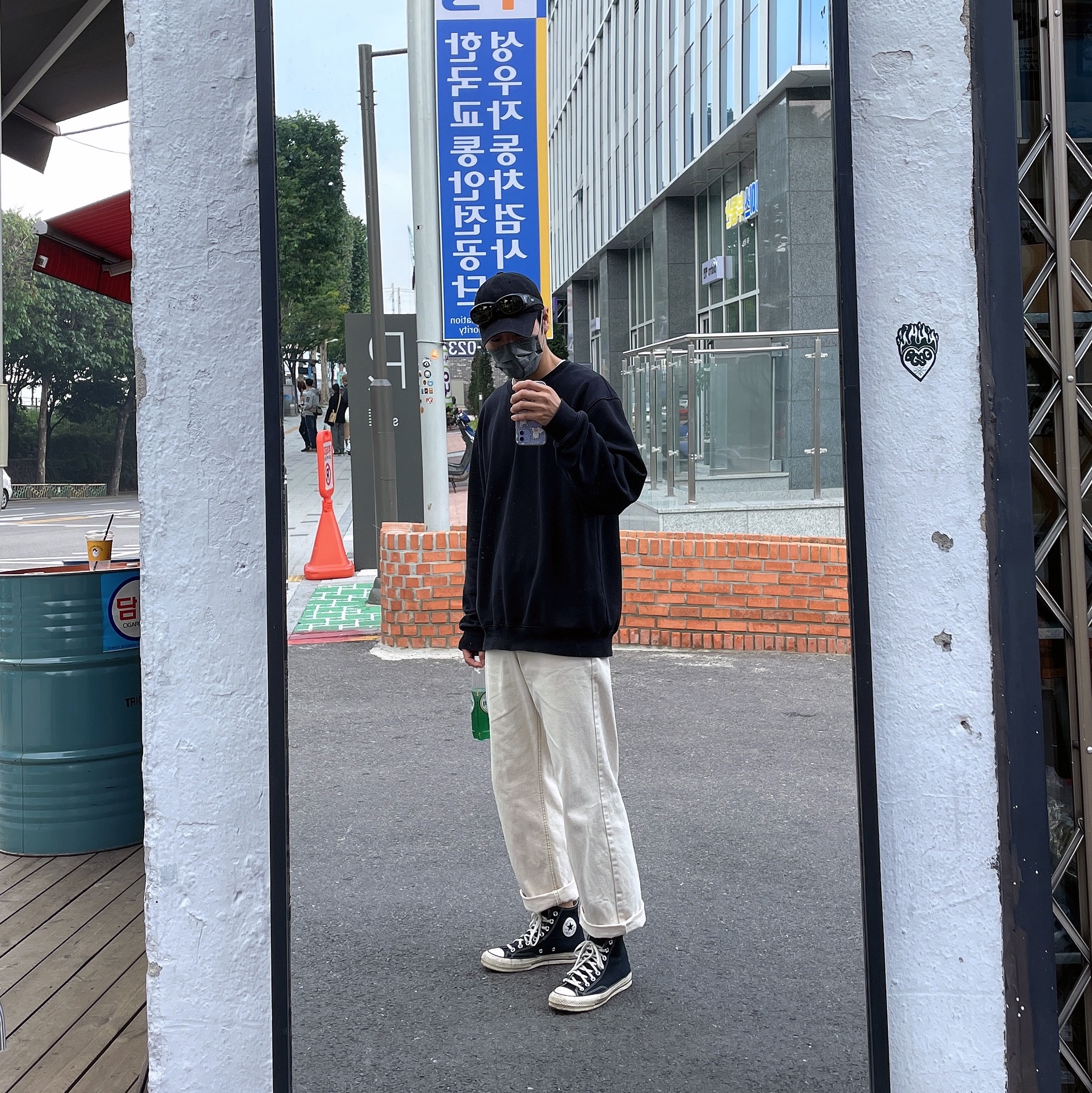 Converse Chuck 70 Hi Black 착용 스타일 - 2