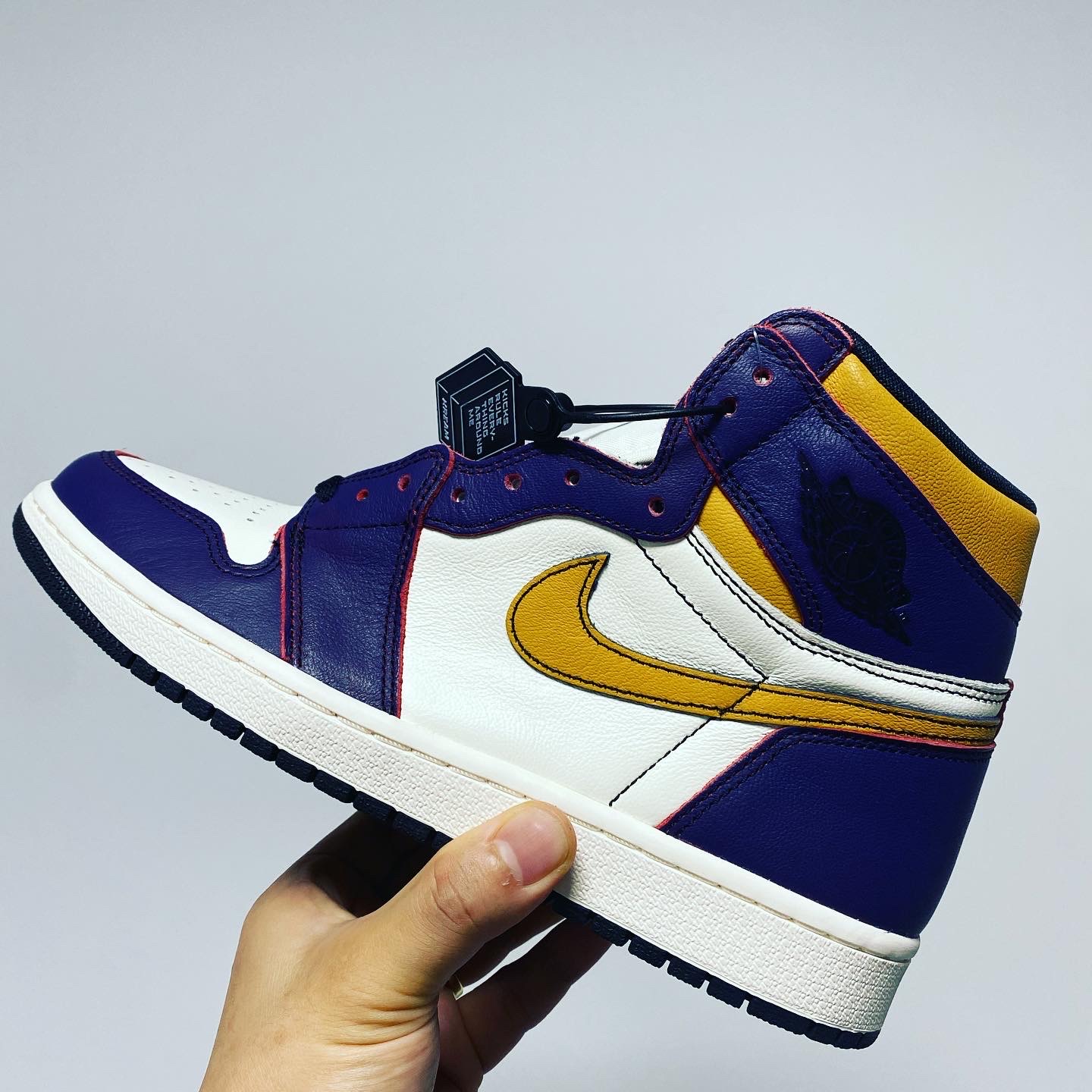 Jordan 1 Retro High OG Defiant SB LA to Chicago 착용 스타일 - 1