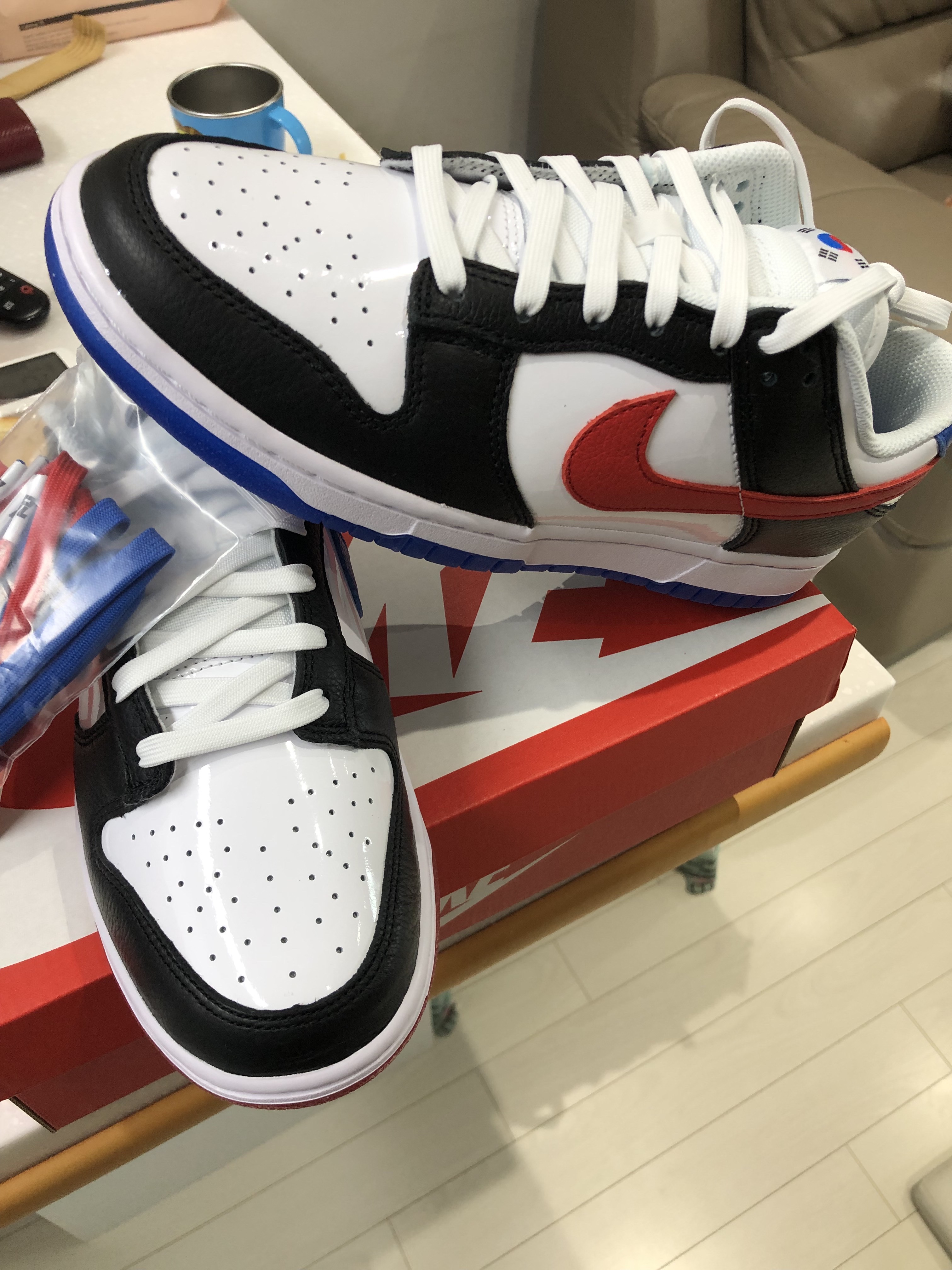 Nike Dunk Low SE Seoul 착용 스타일