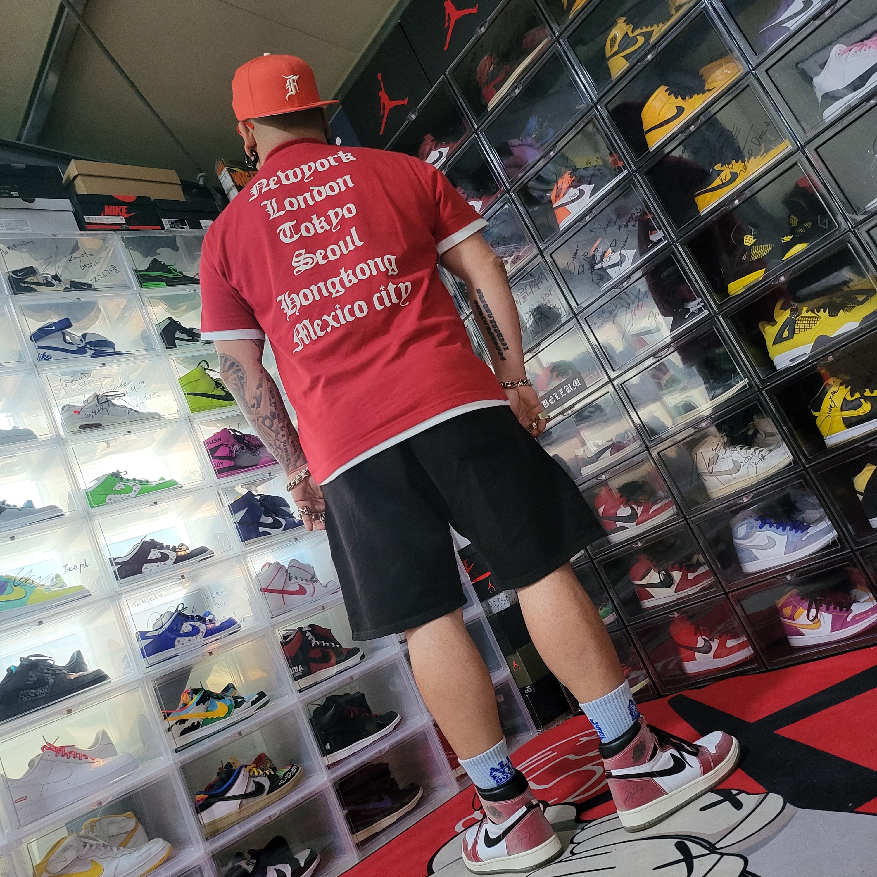 Jordan 1 x Trophy Room Retro High OG SP Chicago 착용 스타일