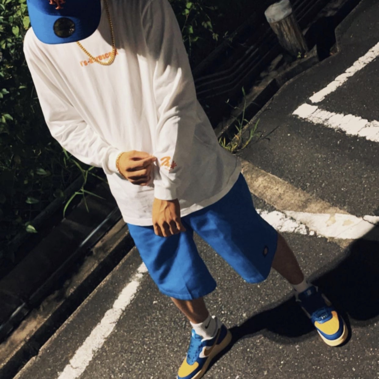 Nike x Undefeated Air Force 1 Low SP 5 On It Court Blue 착용 스타일 - 5