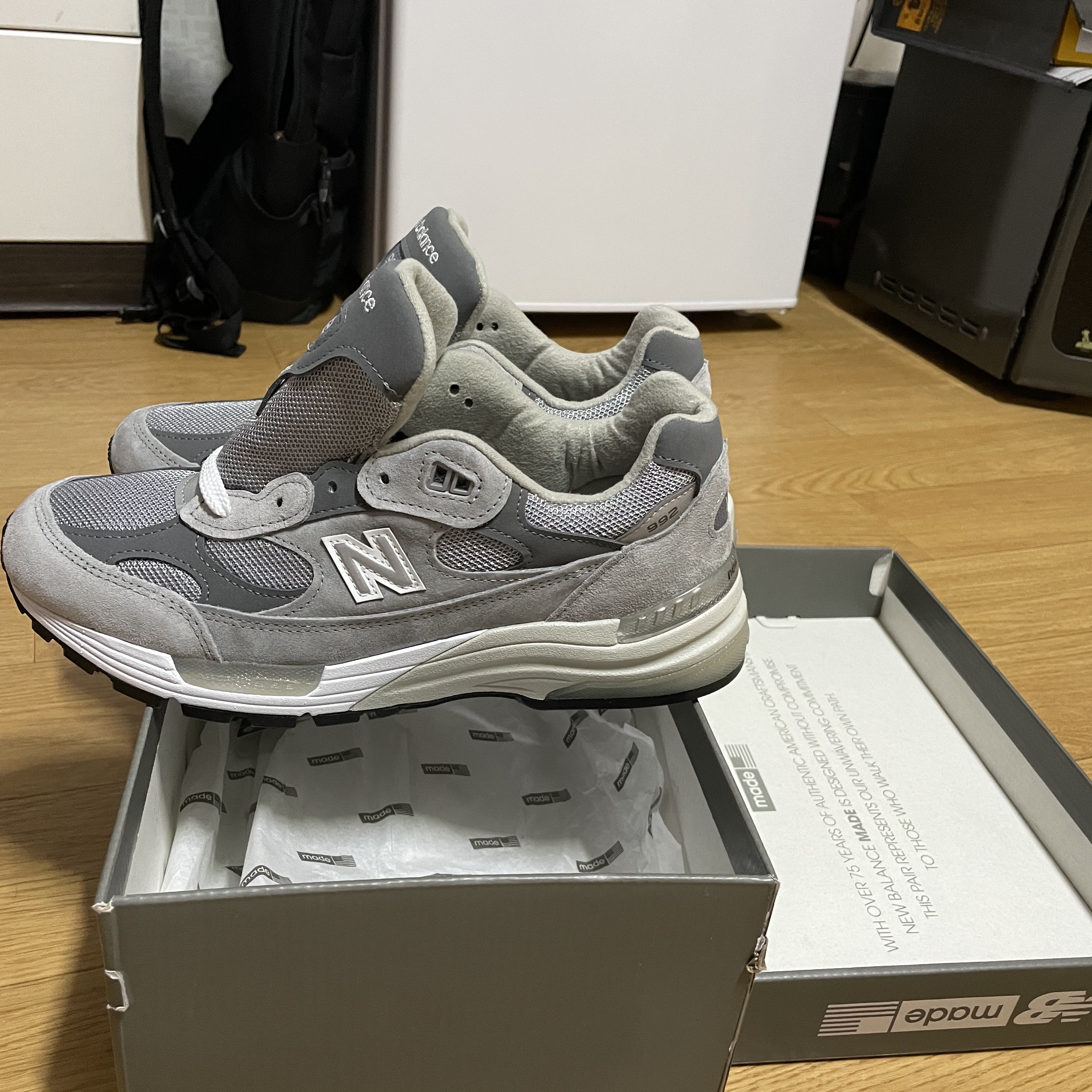 New Balance 992 Made in USA Grey - D Standard 착용 스타일