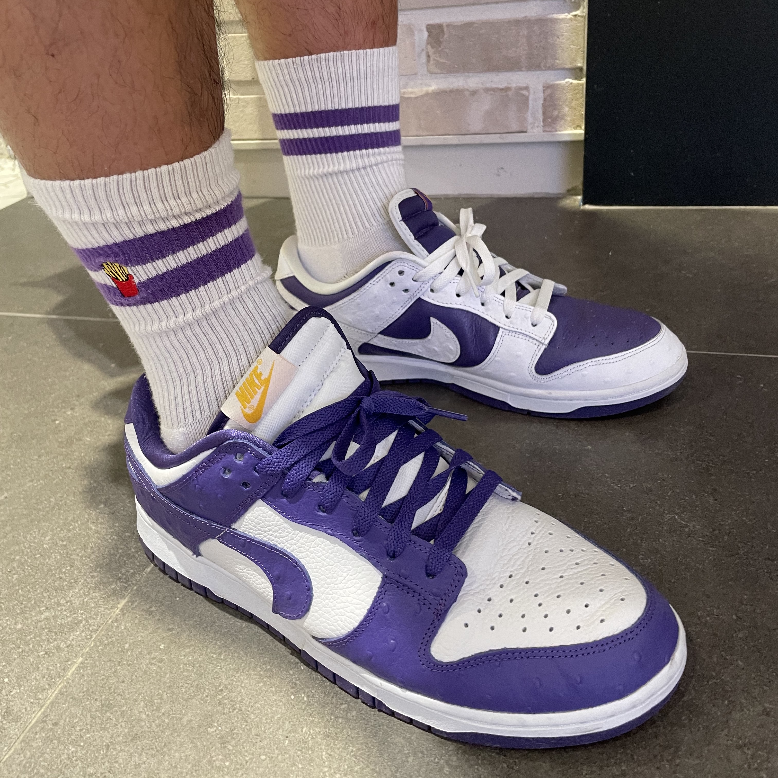 (W) Nike Dunk Low SE Flip 착용 스타일 - 2