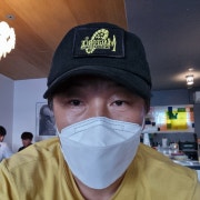 KREAM 프로필 이미지