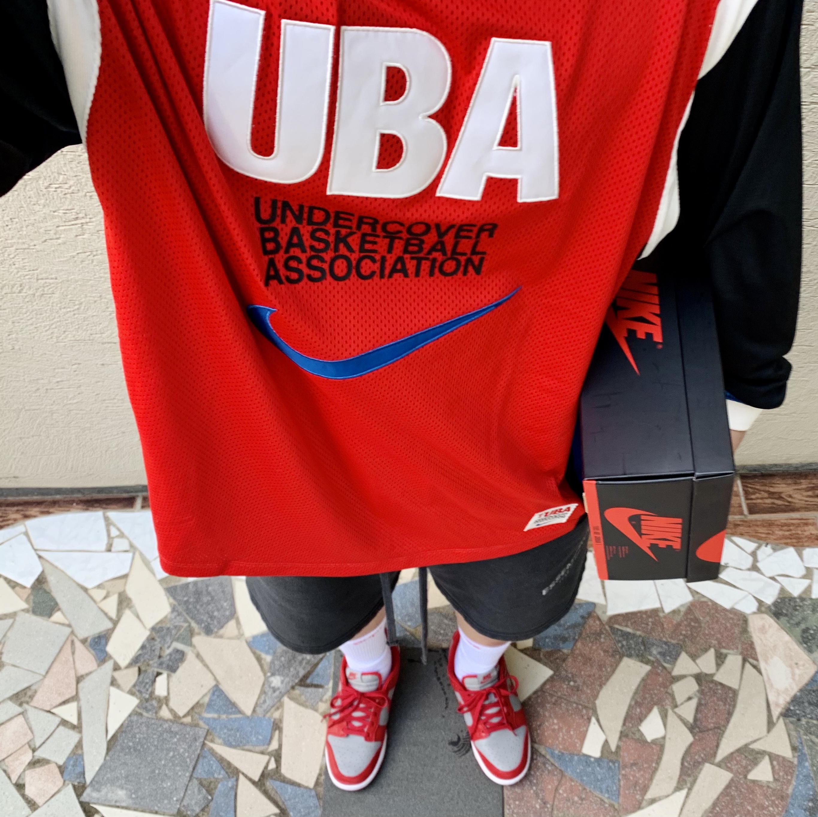 Nike x Undercover NRG Long Sleeve Shooting Top Red Black - Asia, Nike Dunk Low Retro Medium Grey 착용 스타일