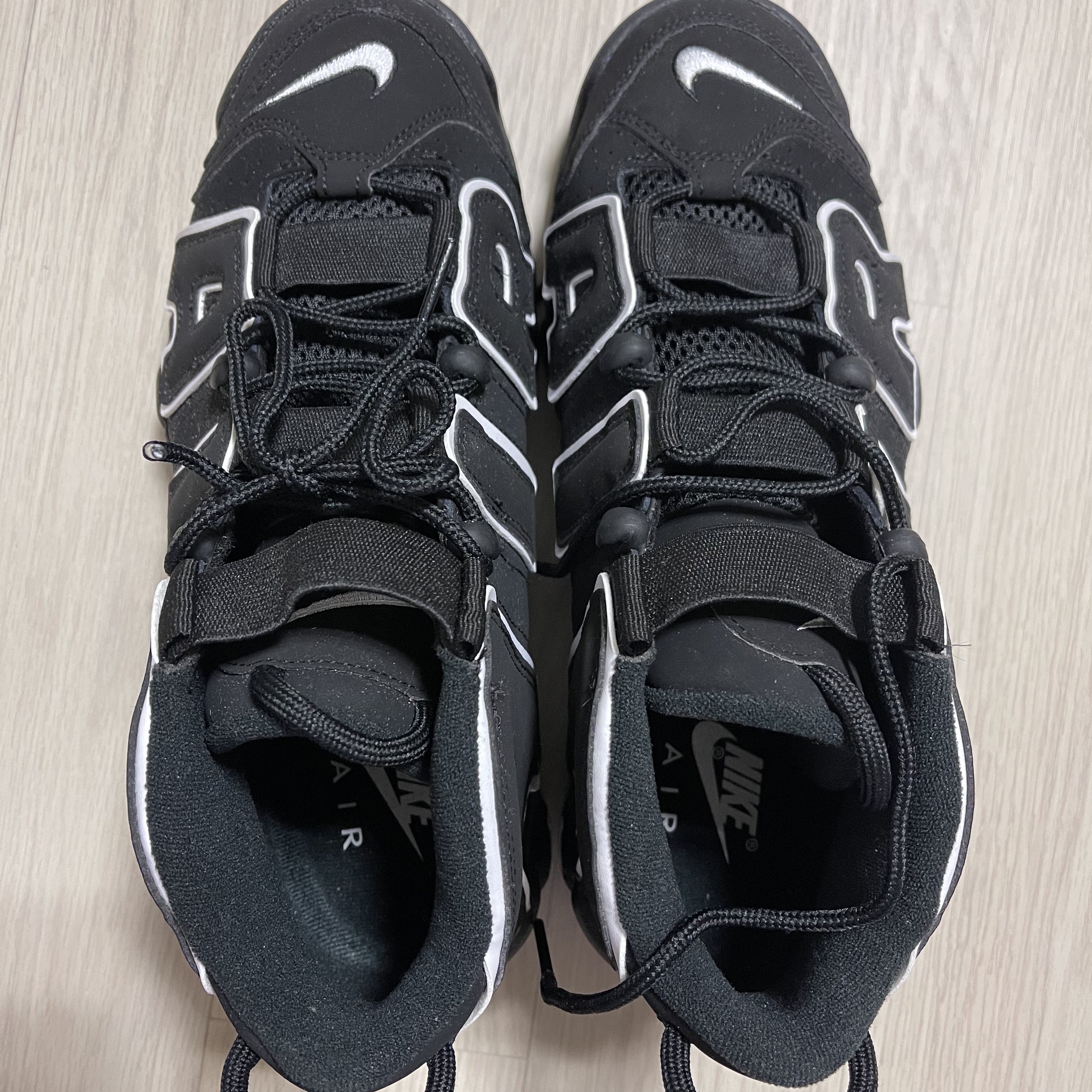 Nike Air More Uptempo Black White 2020 착용 스타일