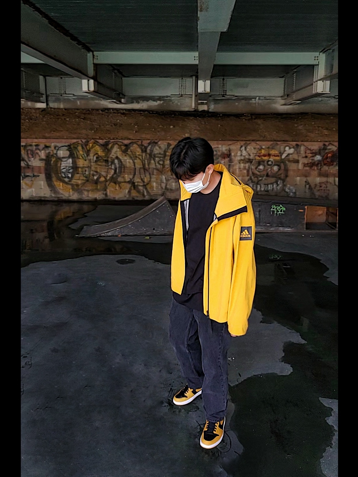 Jordan 1 Retro High OG Pollen, (GS) Jordan 1 Retro High OG Pollen 착용 스타일 - 2