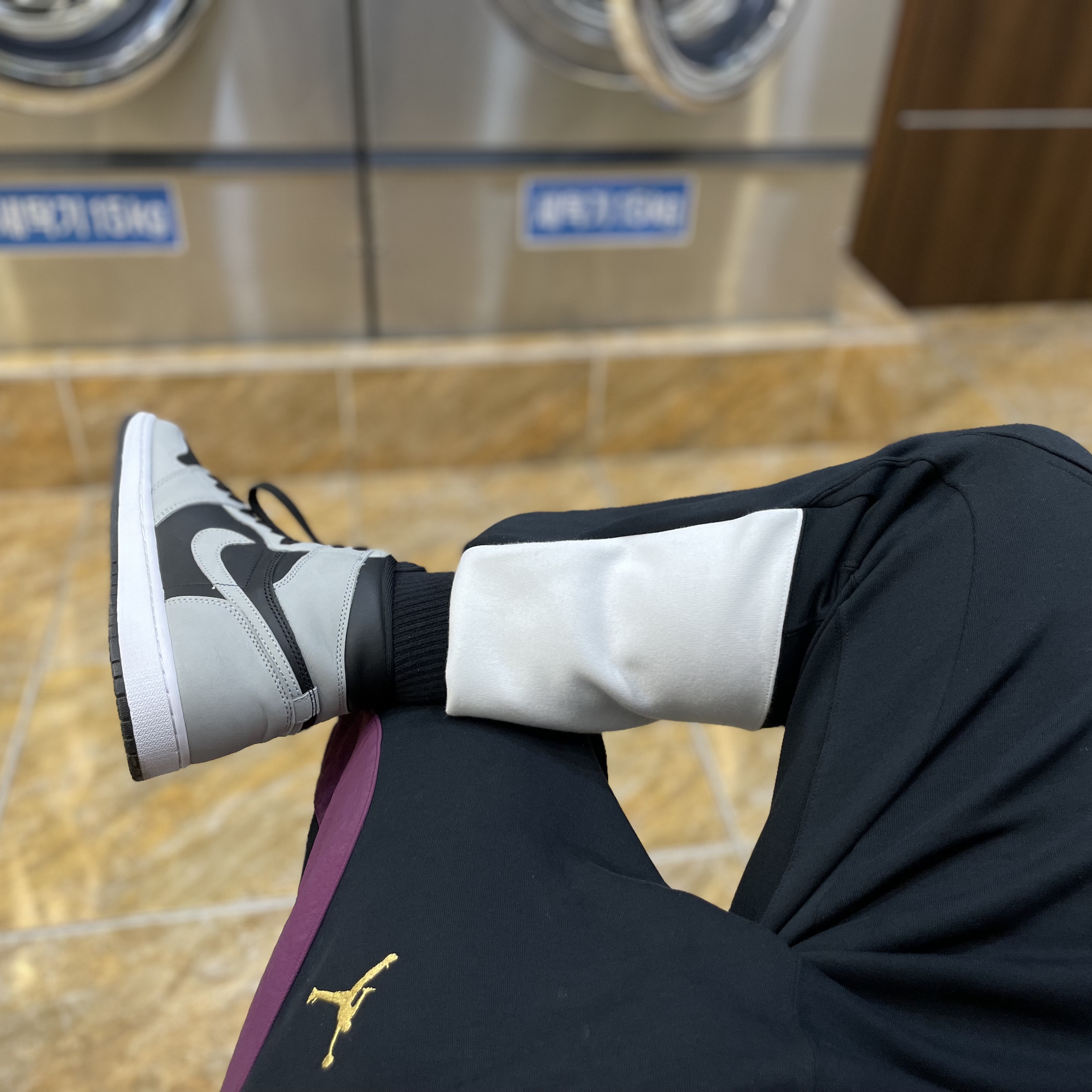 Jordan 1 Retro High OG Shadow 2.0 착용 스타일 - 1