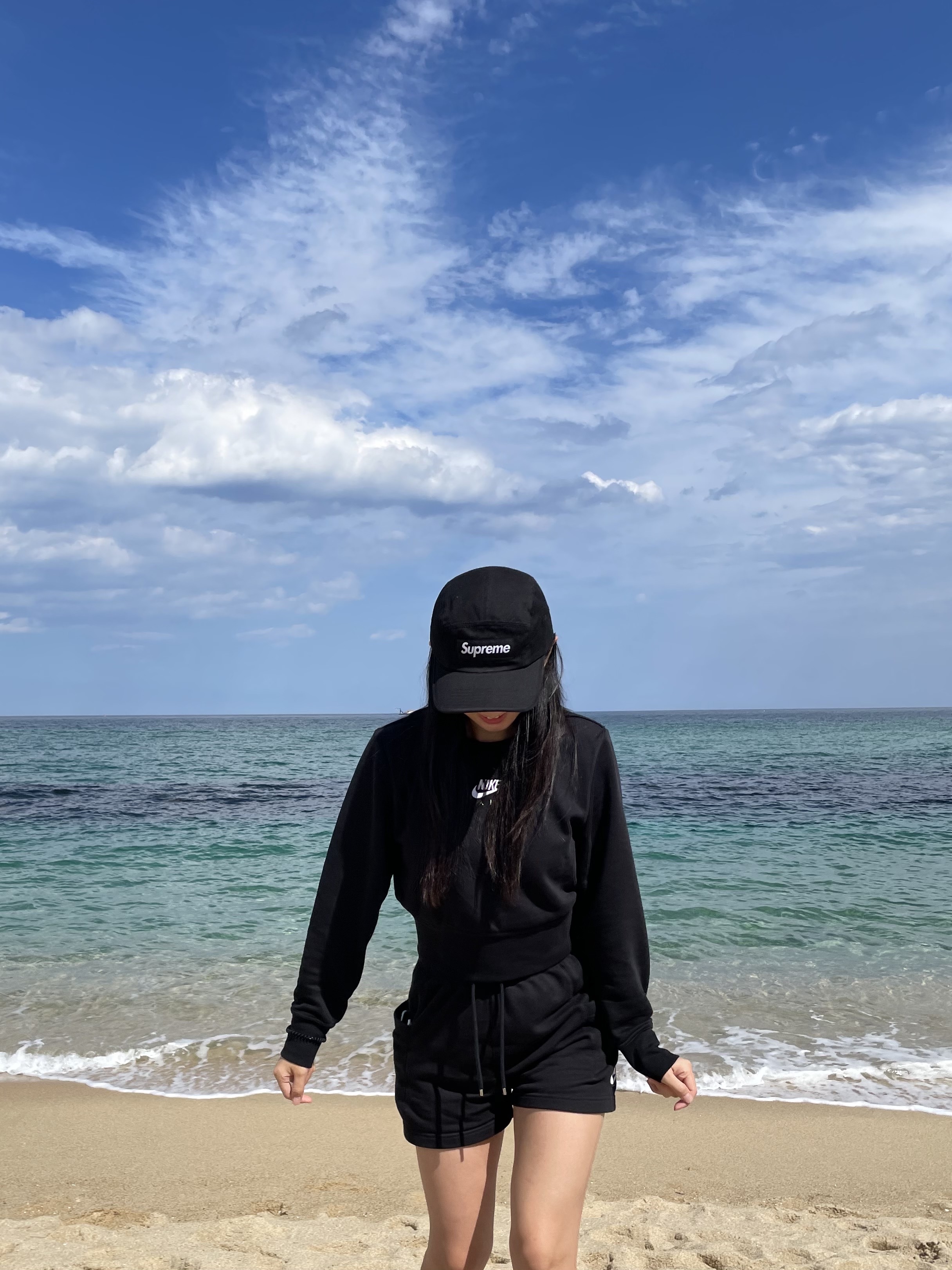 Supreme Washed Chino Twill Camp Cap Black 착용 스타일 - 1