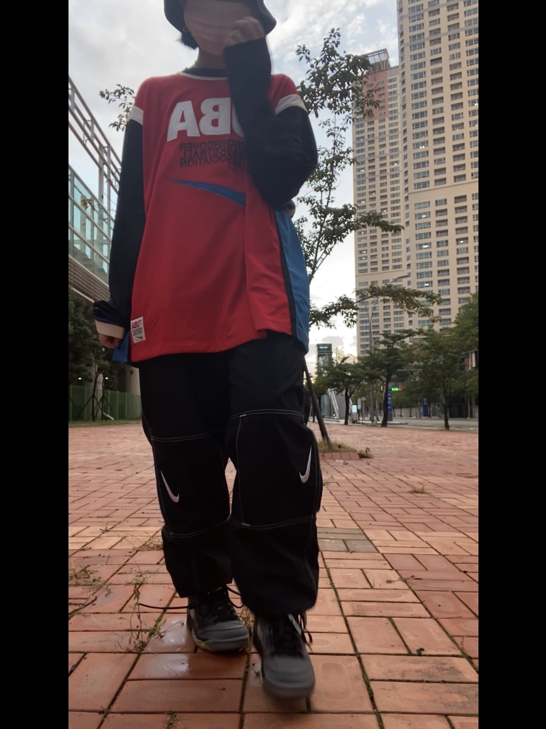 Nike x Undercover NRG Long Sleeve Shooting Top Red Black - Asia, Jordan 5 x Off-White Retro SP Black Muslin 착용 스타일 - 4