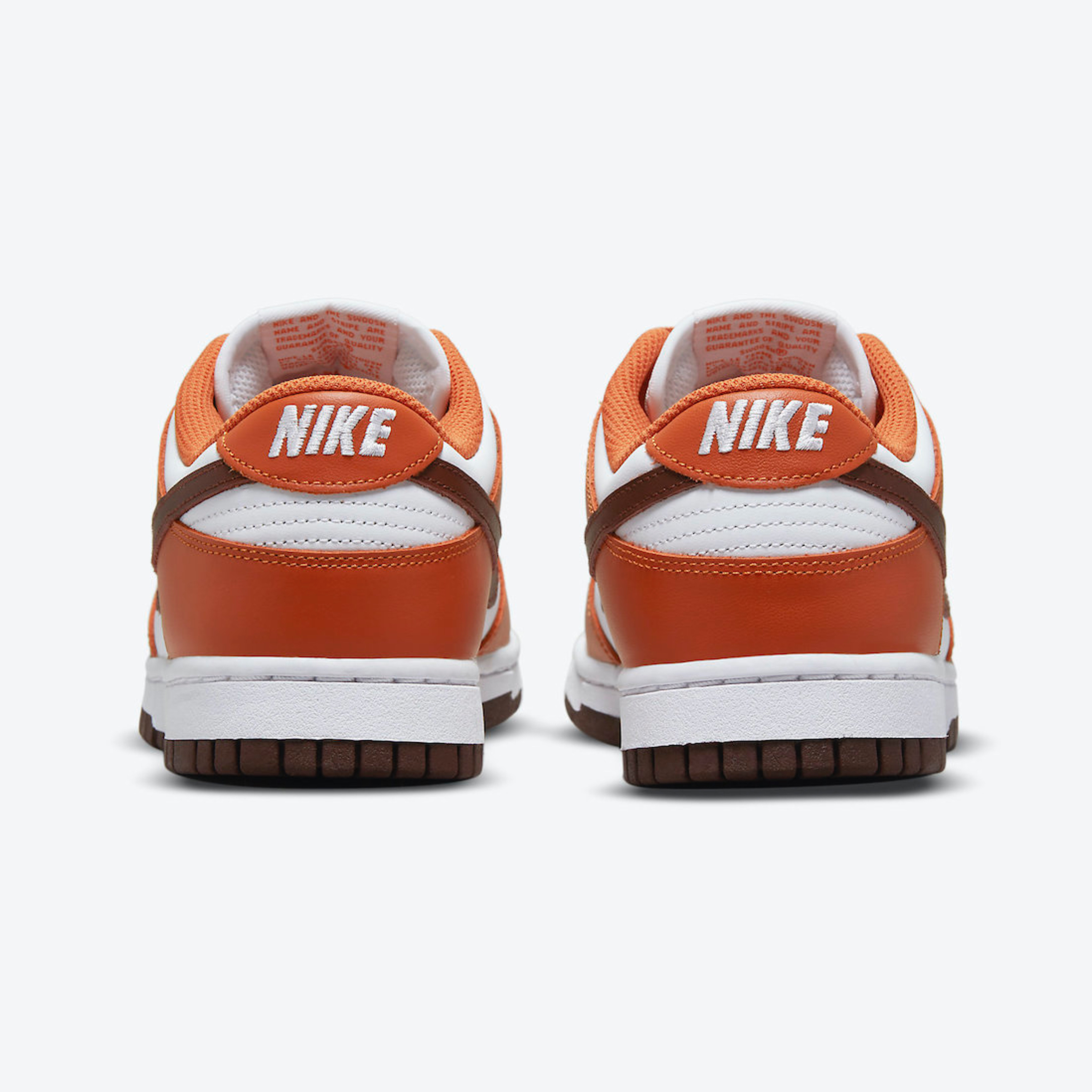 Nike Dunk Low Light Stone Mesa Orange 착용 스타일 - 5