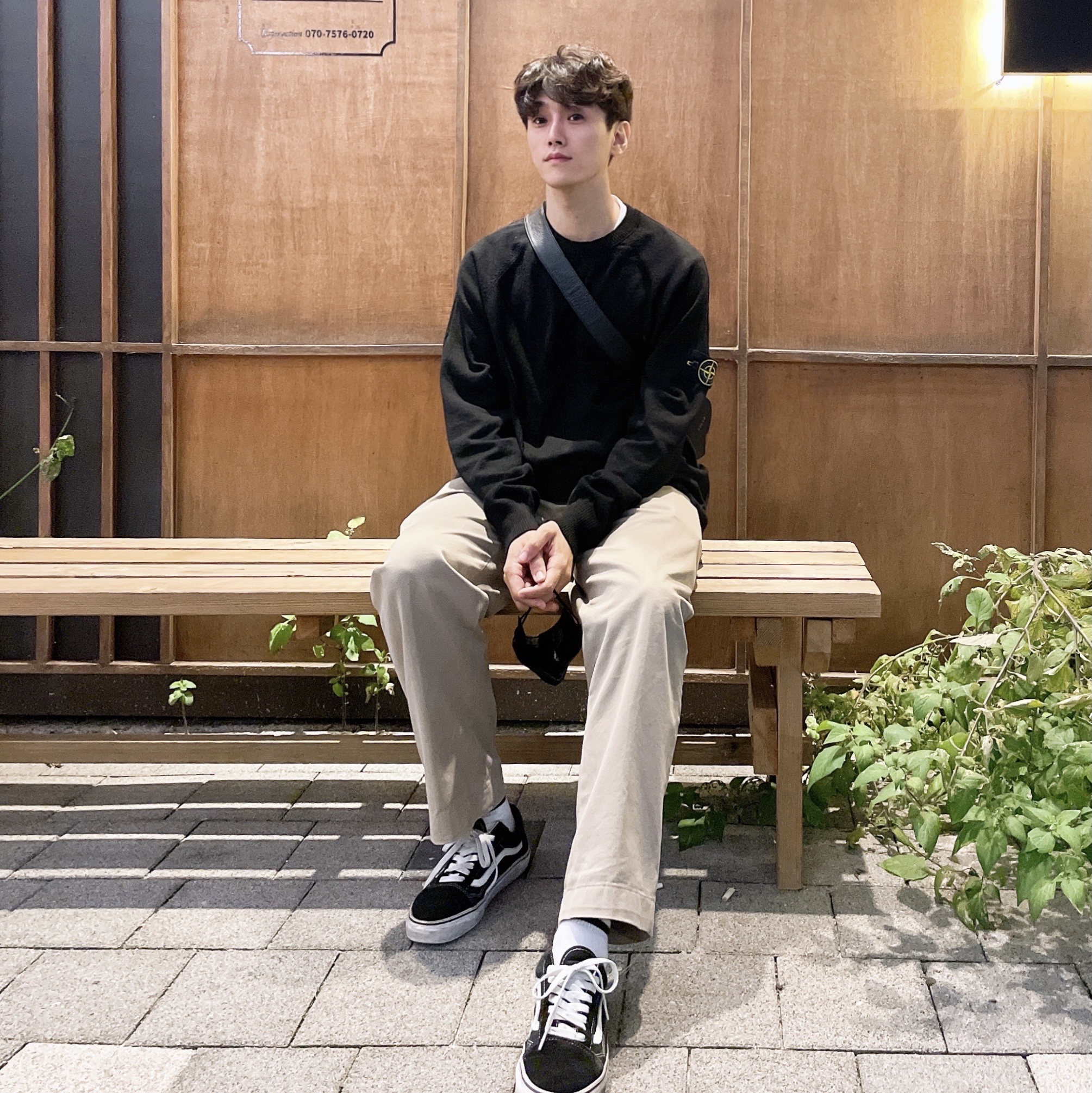 Vans Vault OG Old Skool LX Black, Stone Island 63051 Crewneck Sweatshirt Black - 21SS 착용 스타일