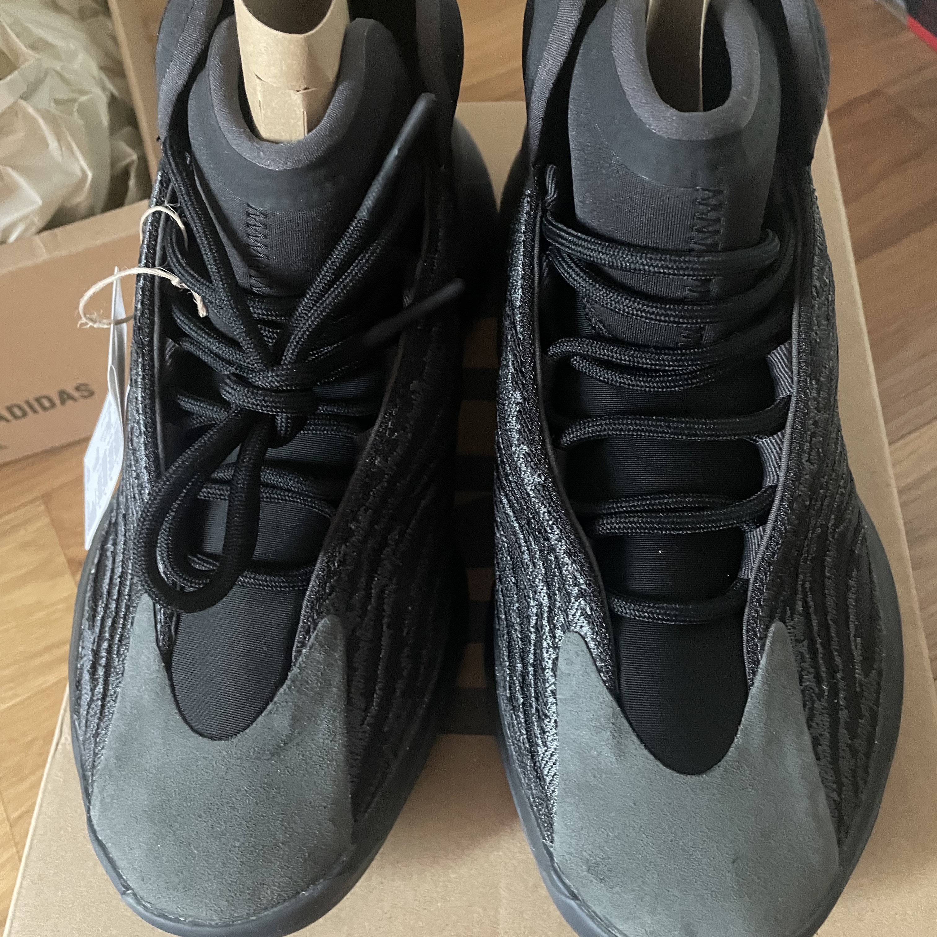 Adidas Yeezy QNTM Onyx 착용 스타일 - 2