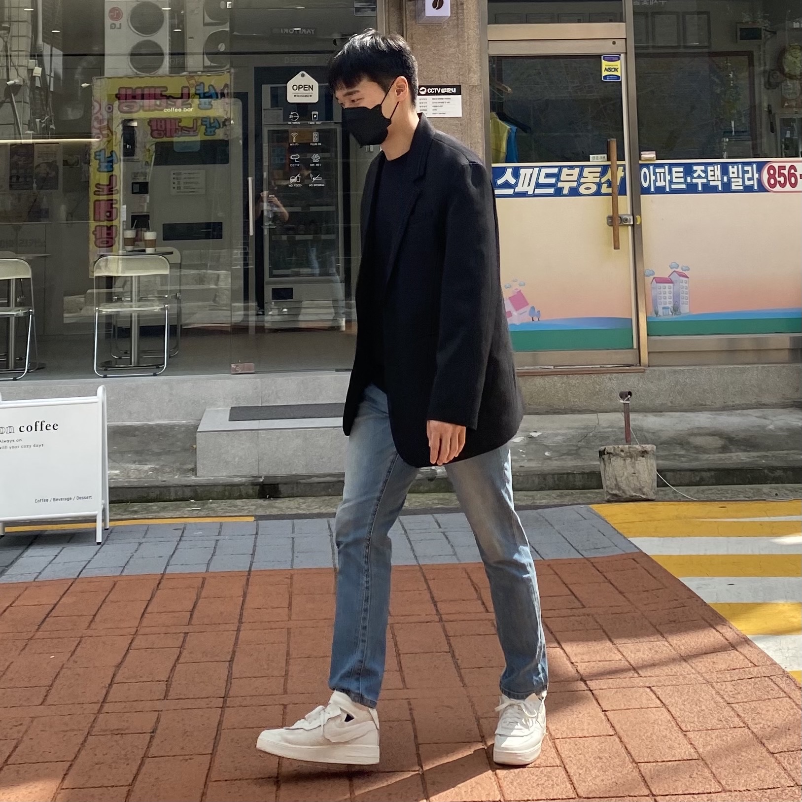 Nike x Comme des Garcons Homme Plus Air Force Mid White 착용 스타일