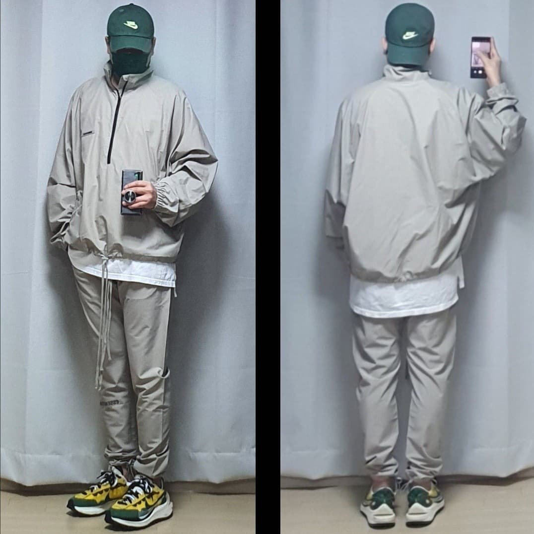 Essentials Track Jacket Moss - 20FW, Essentials Track Pants Moss - 20FW 착용 스타일 - 1
